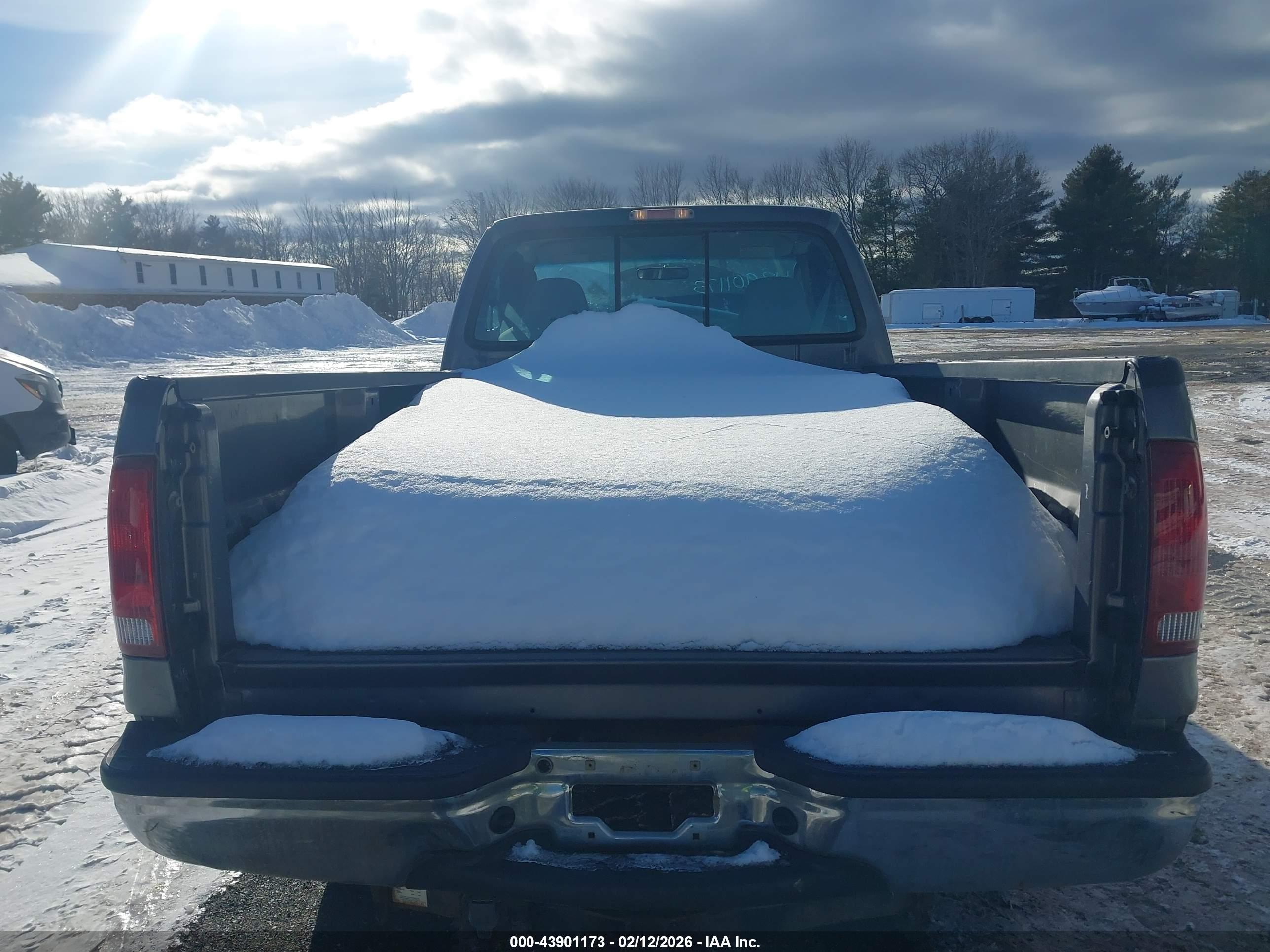 FORD SUPER image 8
