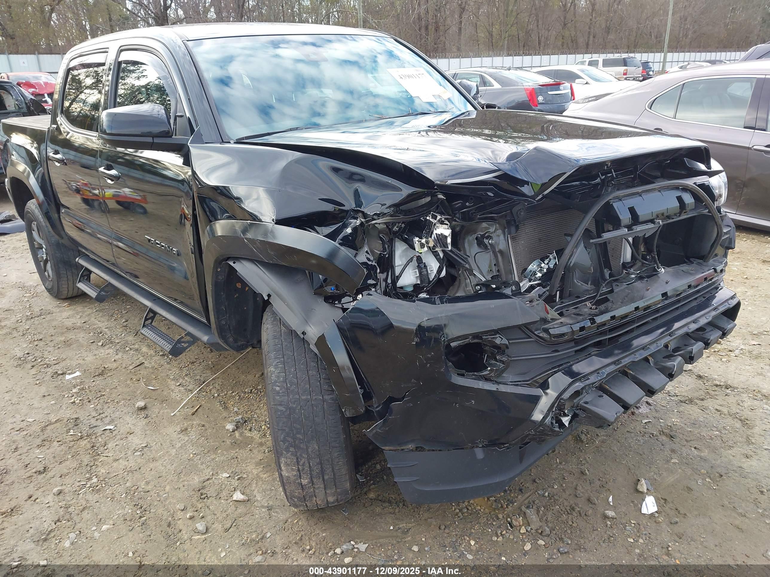 TOYOTA TACOMA image 6