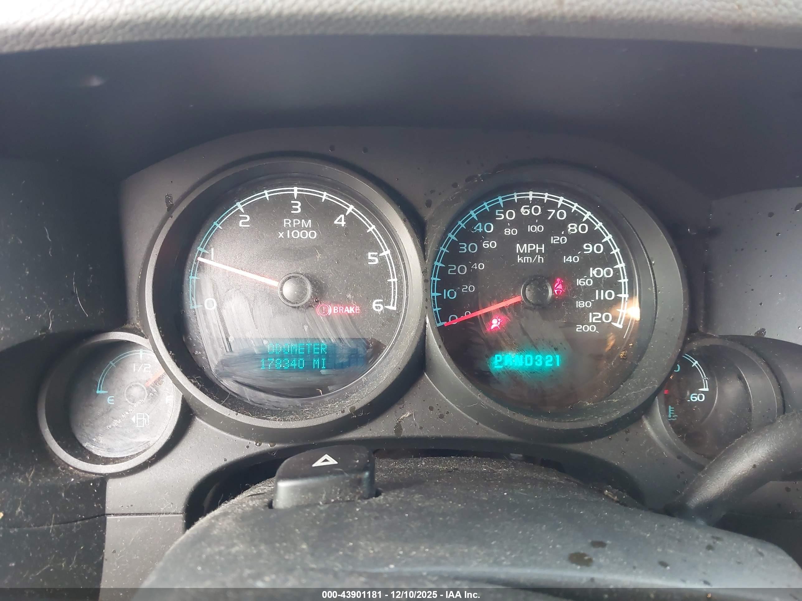 GMC SIERRA image 7