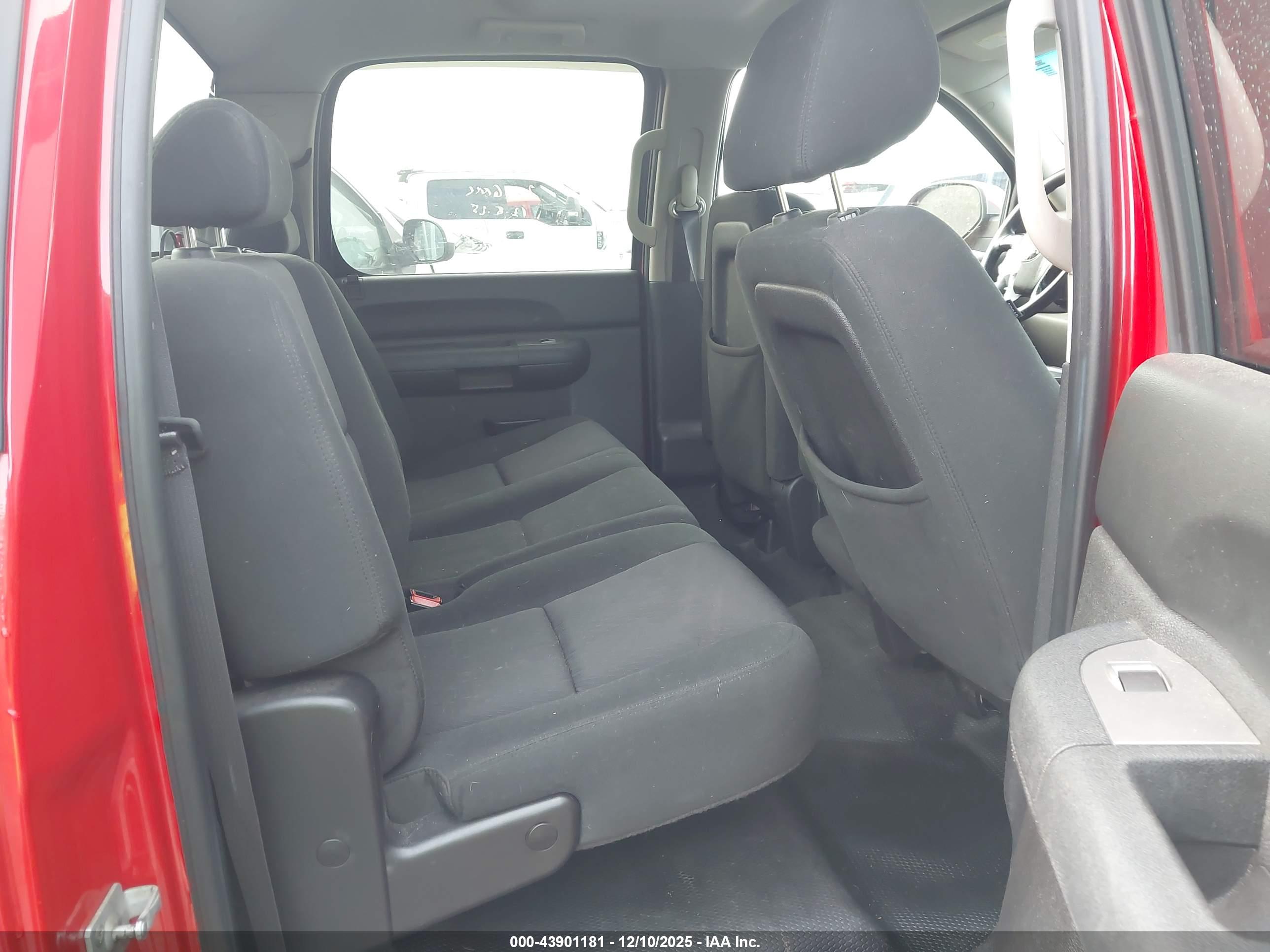 GMC SIERRA image 8