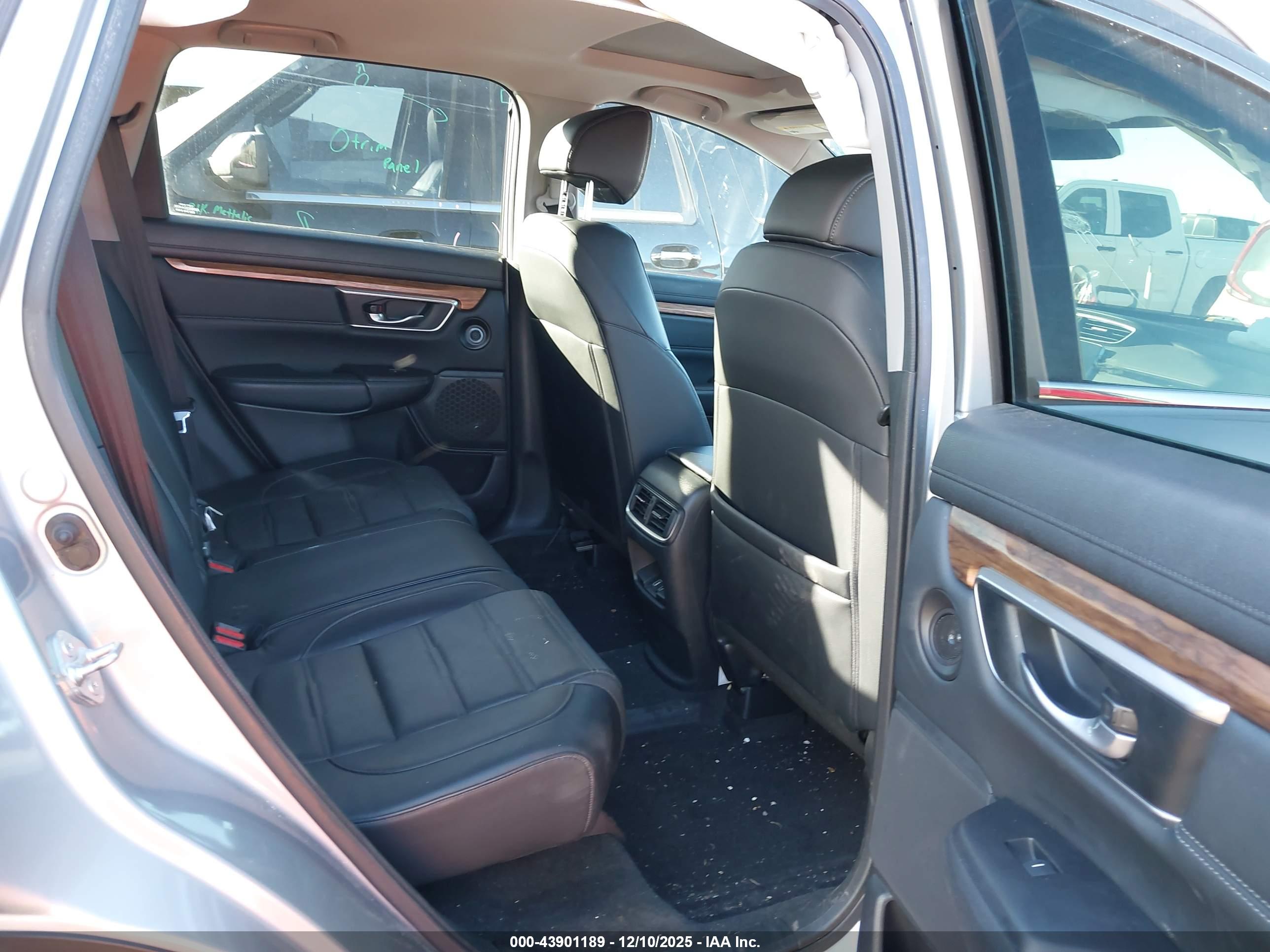 HONDA CR-V image 8
