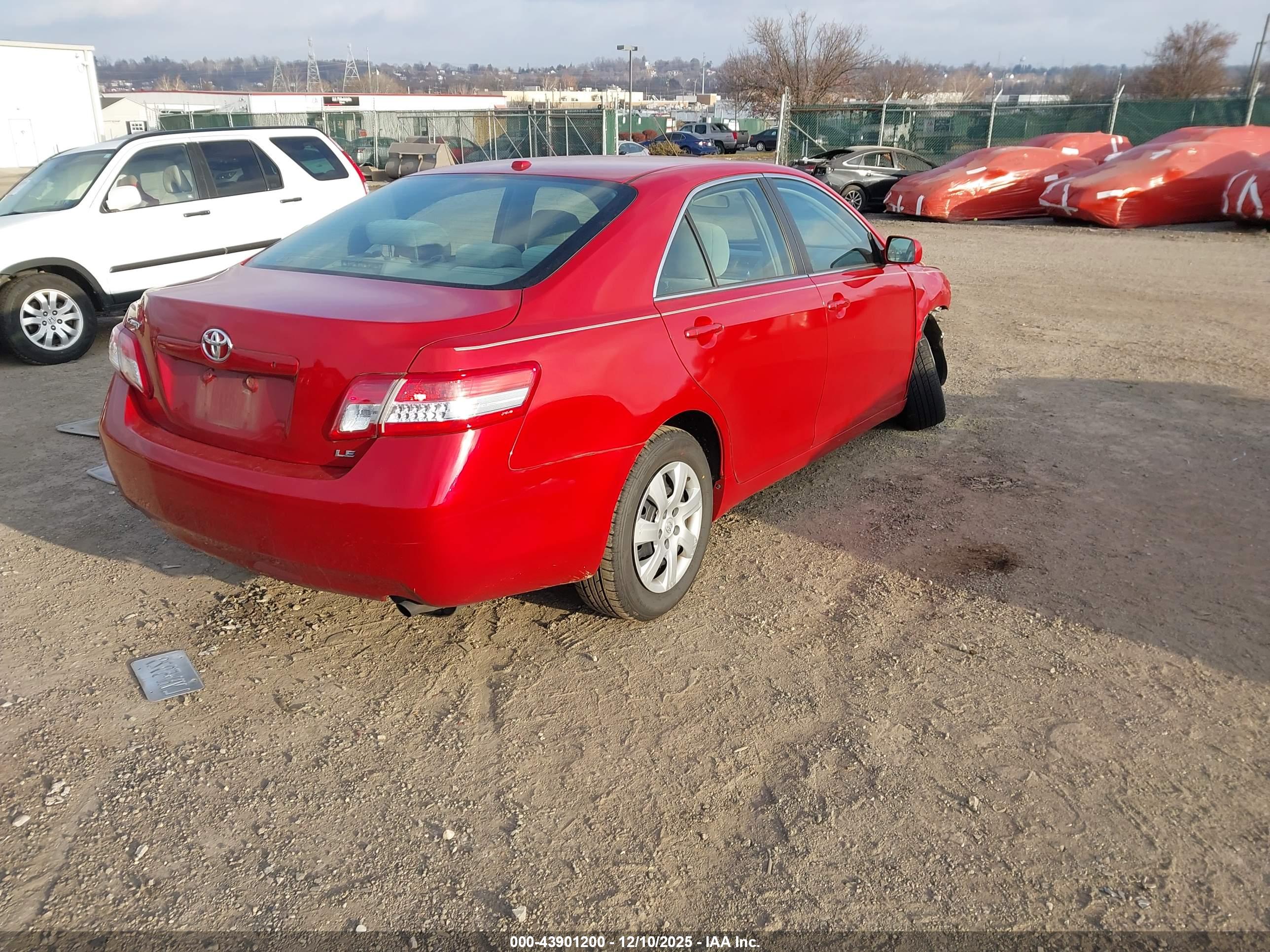 TOYOTA CAMRY image 4