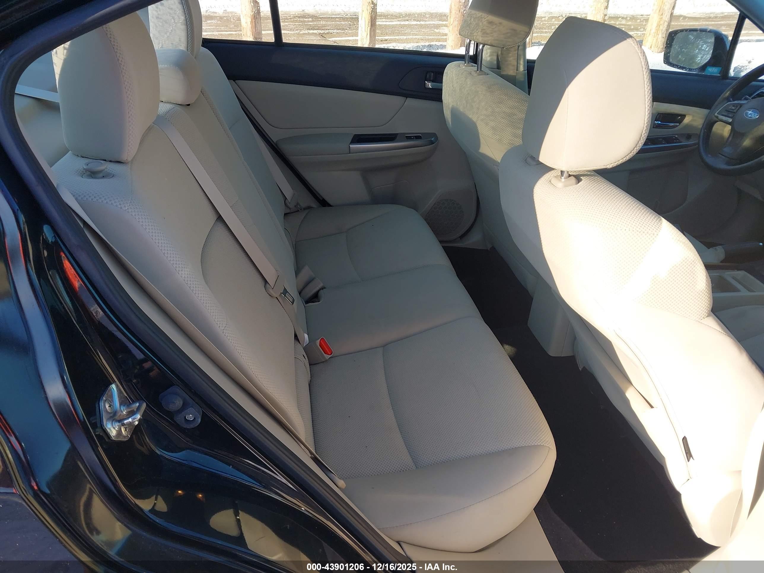 SUBARU IMPREZA image 8