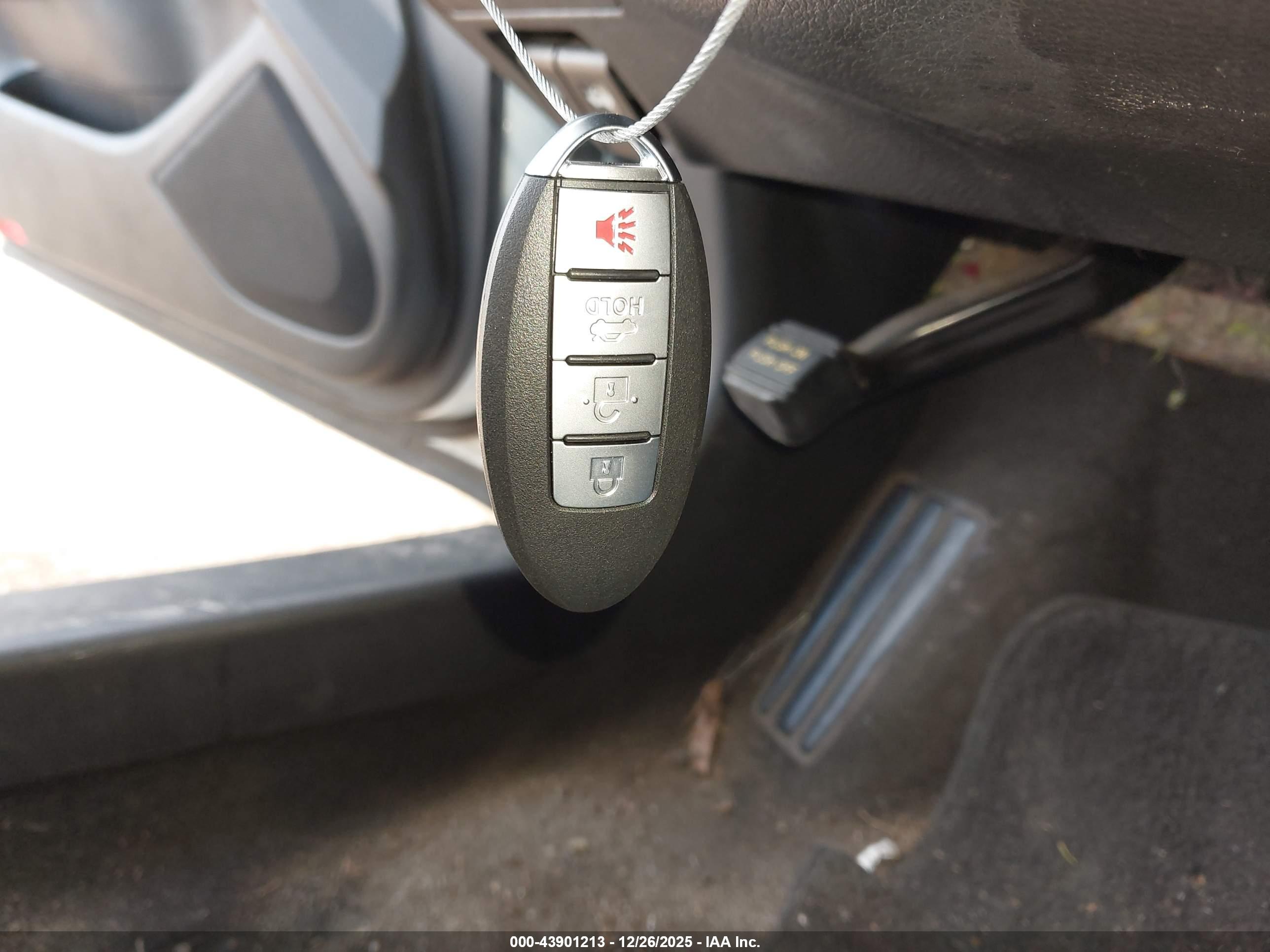 NISSAN ALTIMA image 11