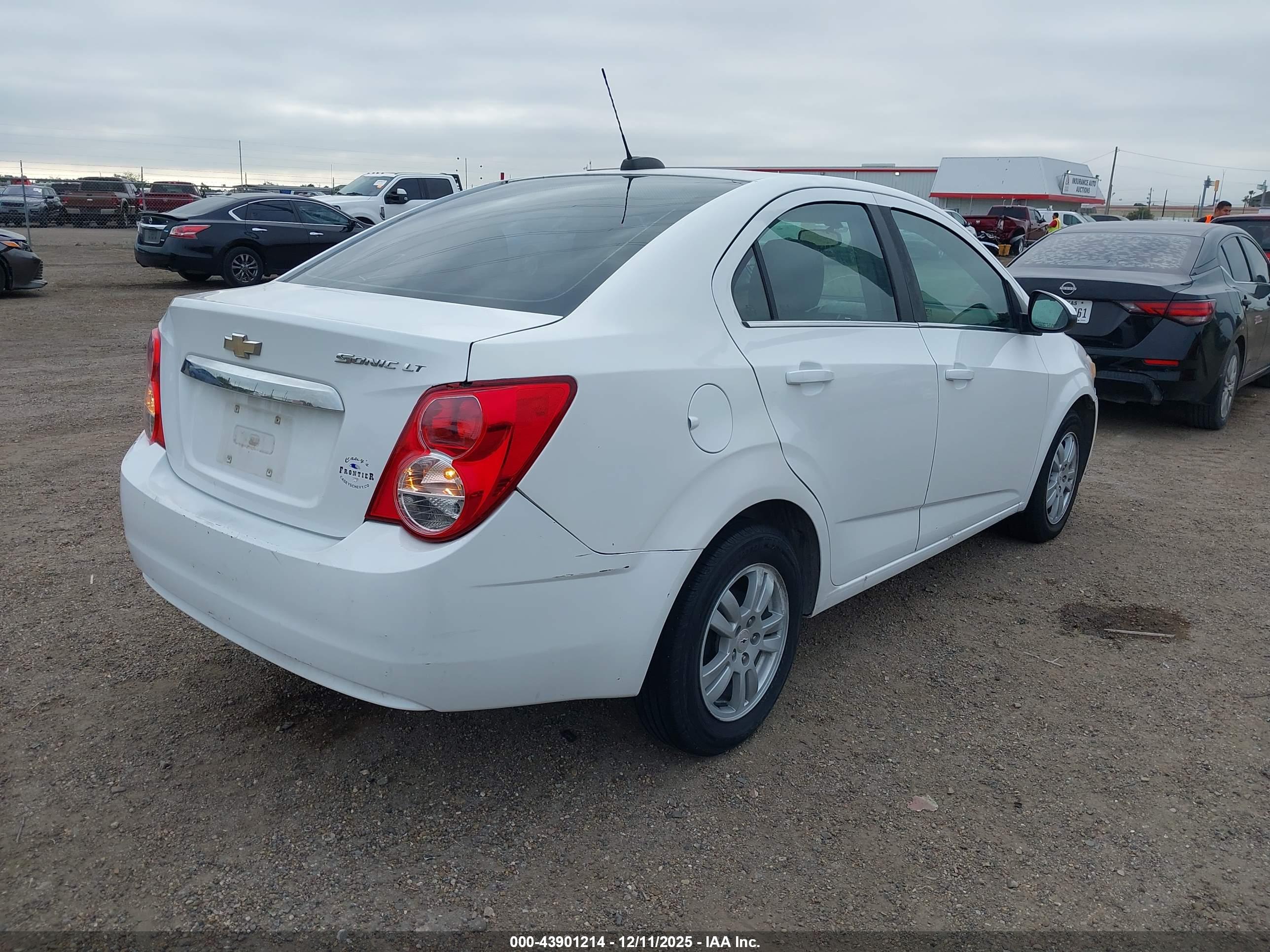 CHEVROLET SONIC image 4