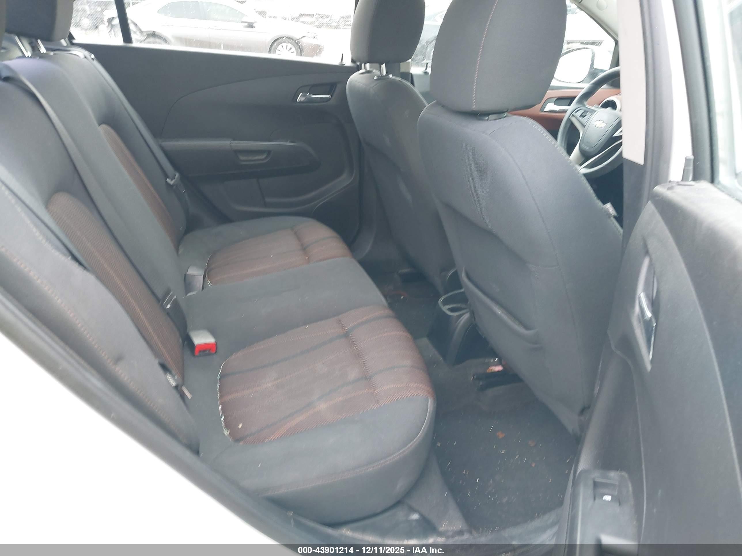 CHEVROLET SONIC image 8