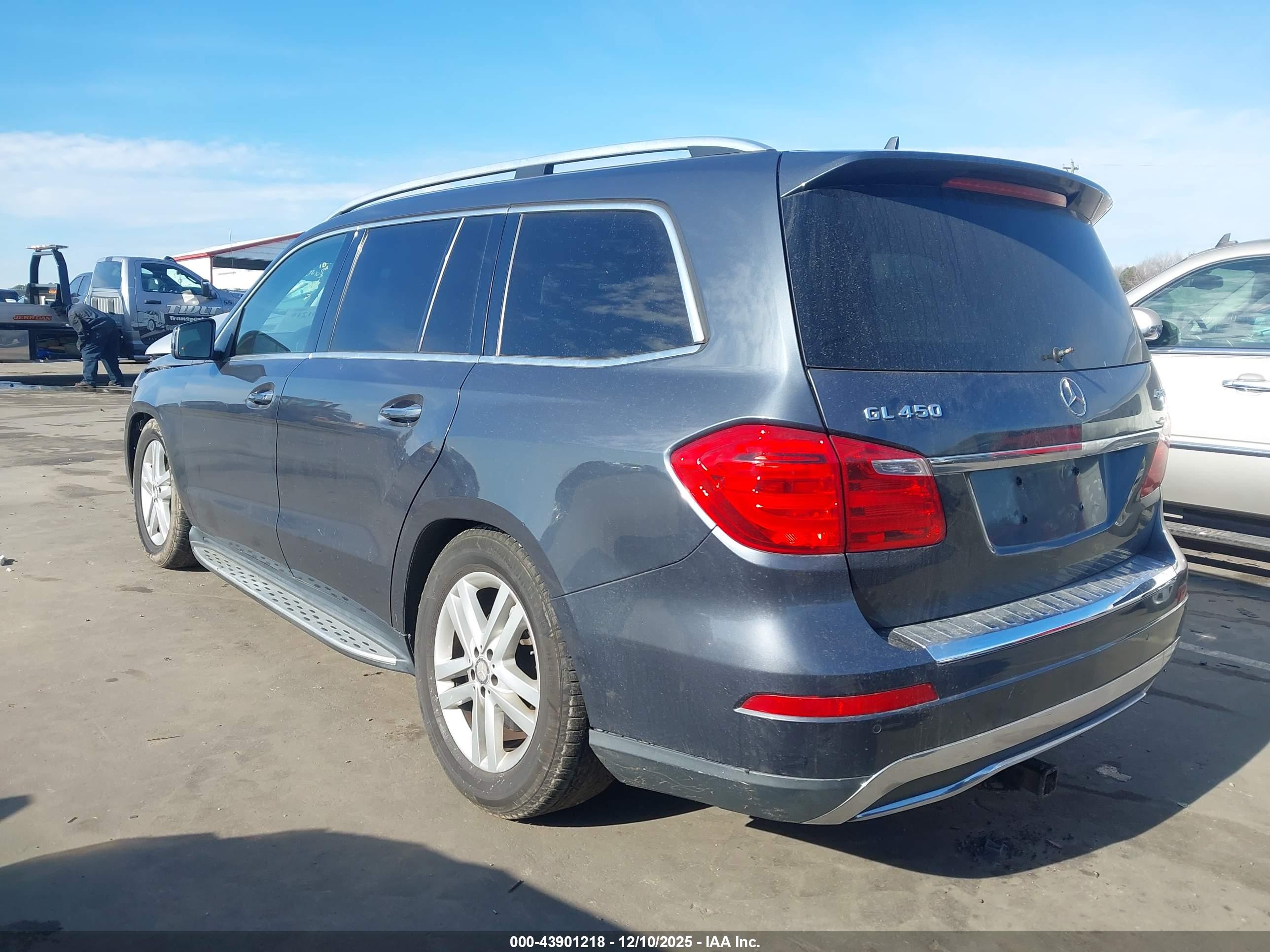 MERCEDES-BENZ GL image 3