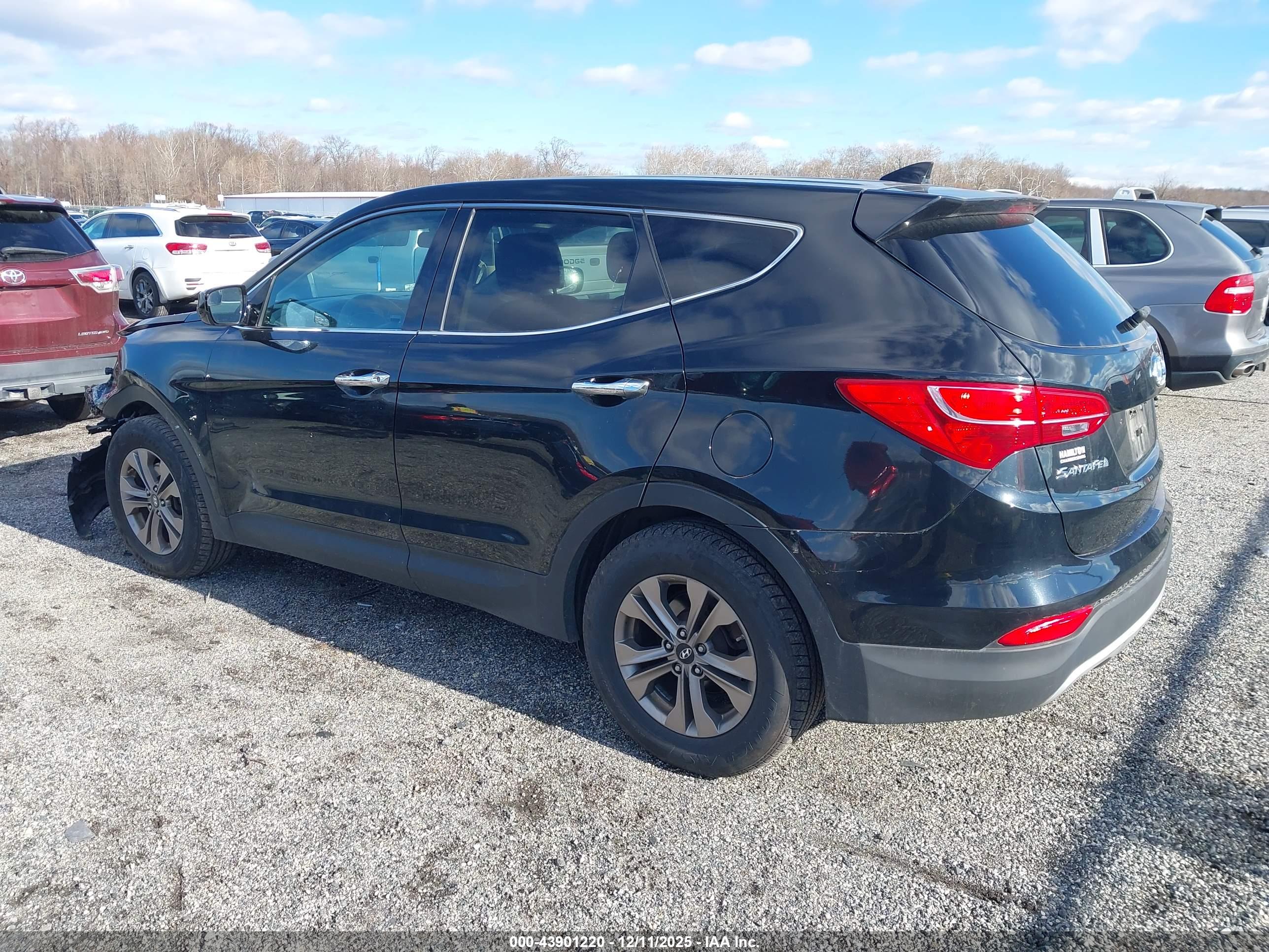 HYUNDAI SANTA image 3