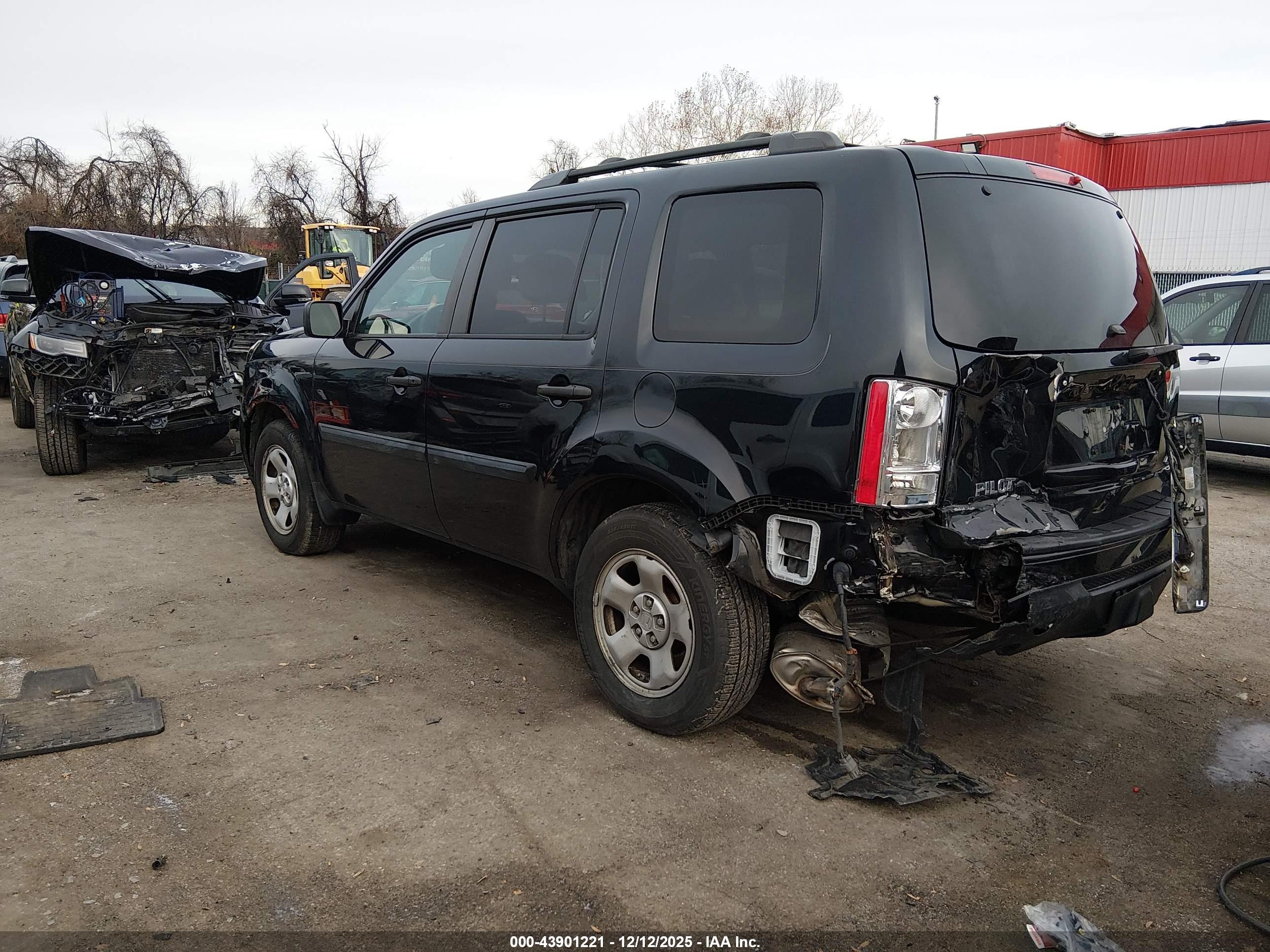HONDA PILOT image 3