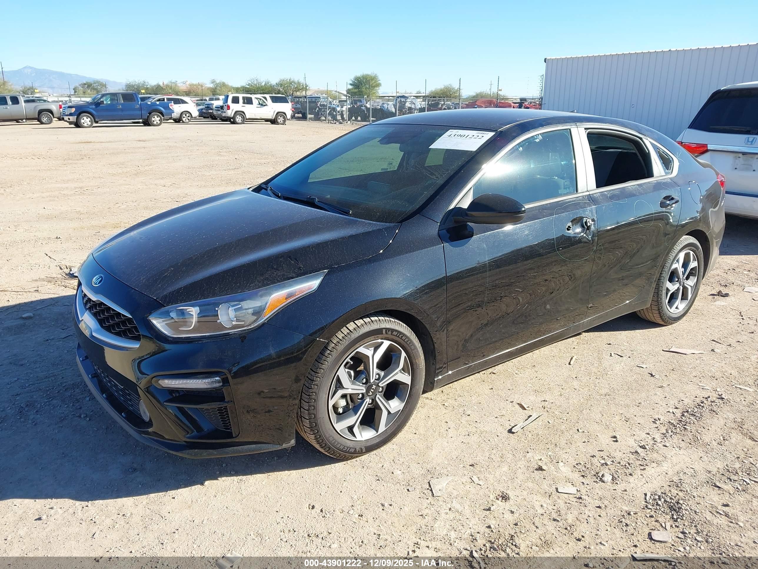 KIA FORTE image 2