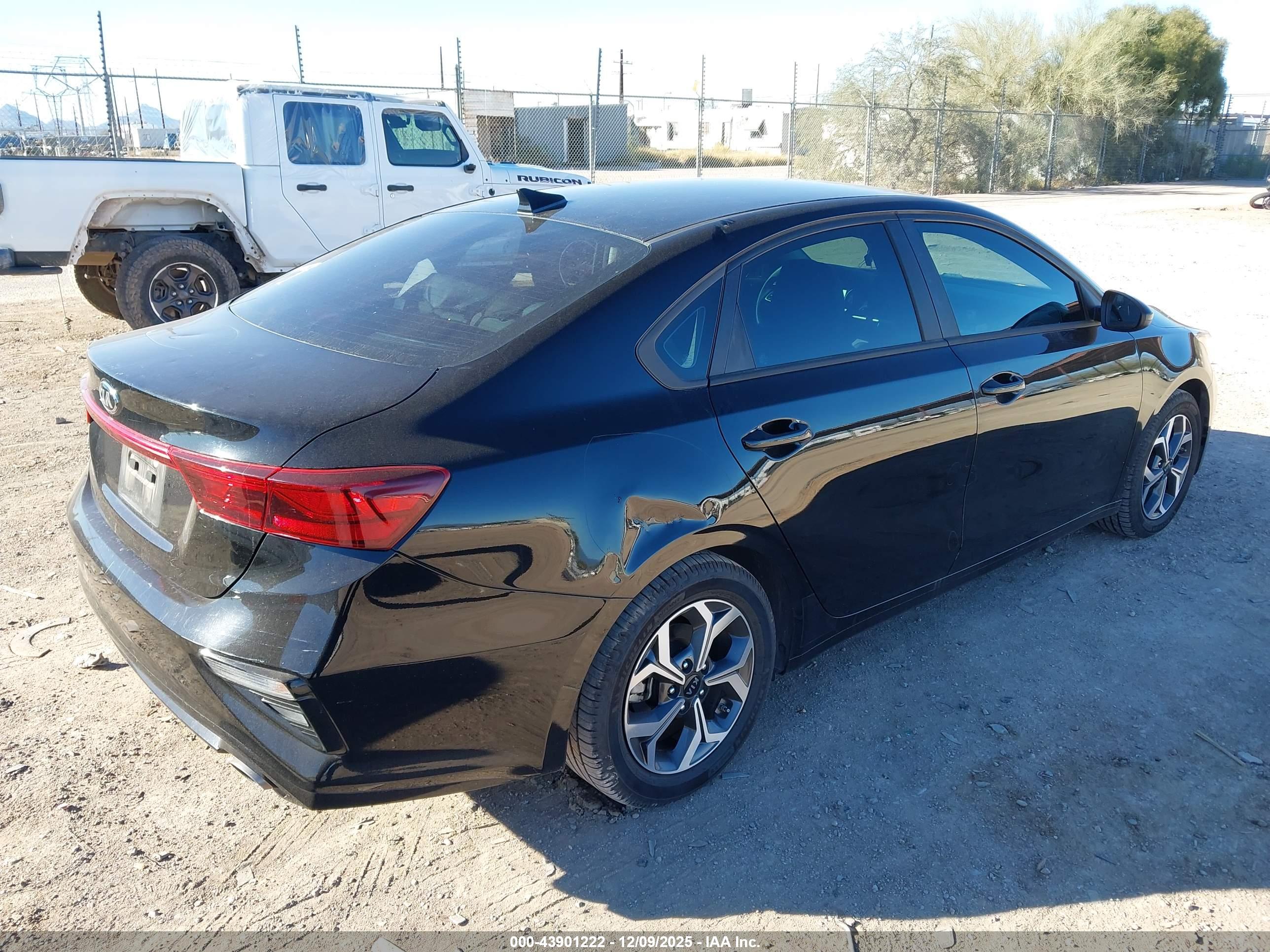 KIA FORTE image 4