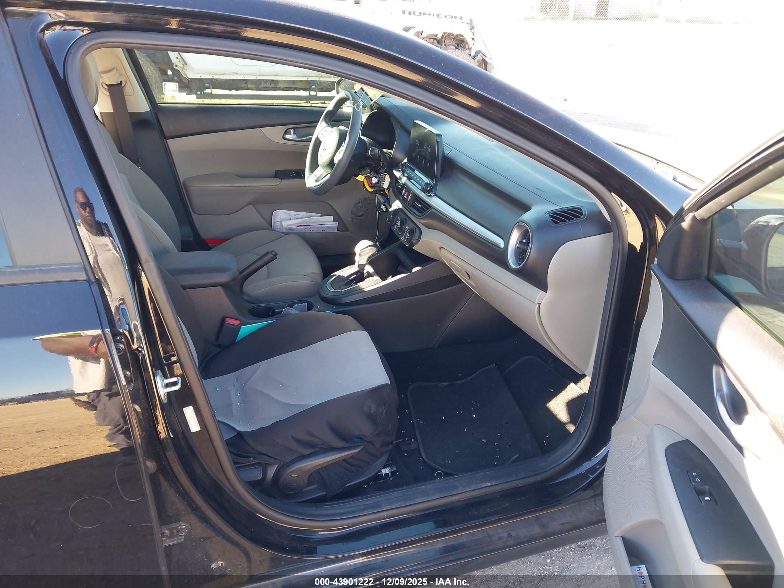 KIA FORTE image 5