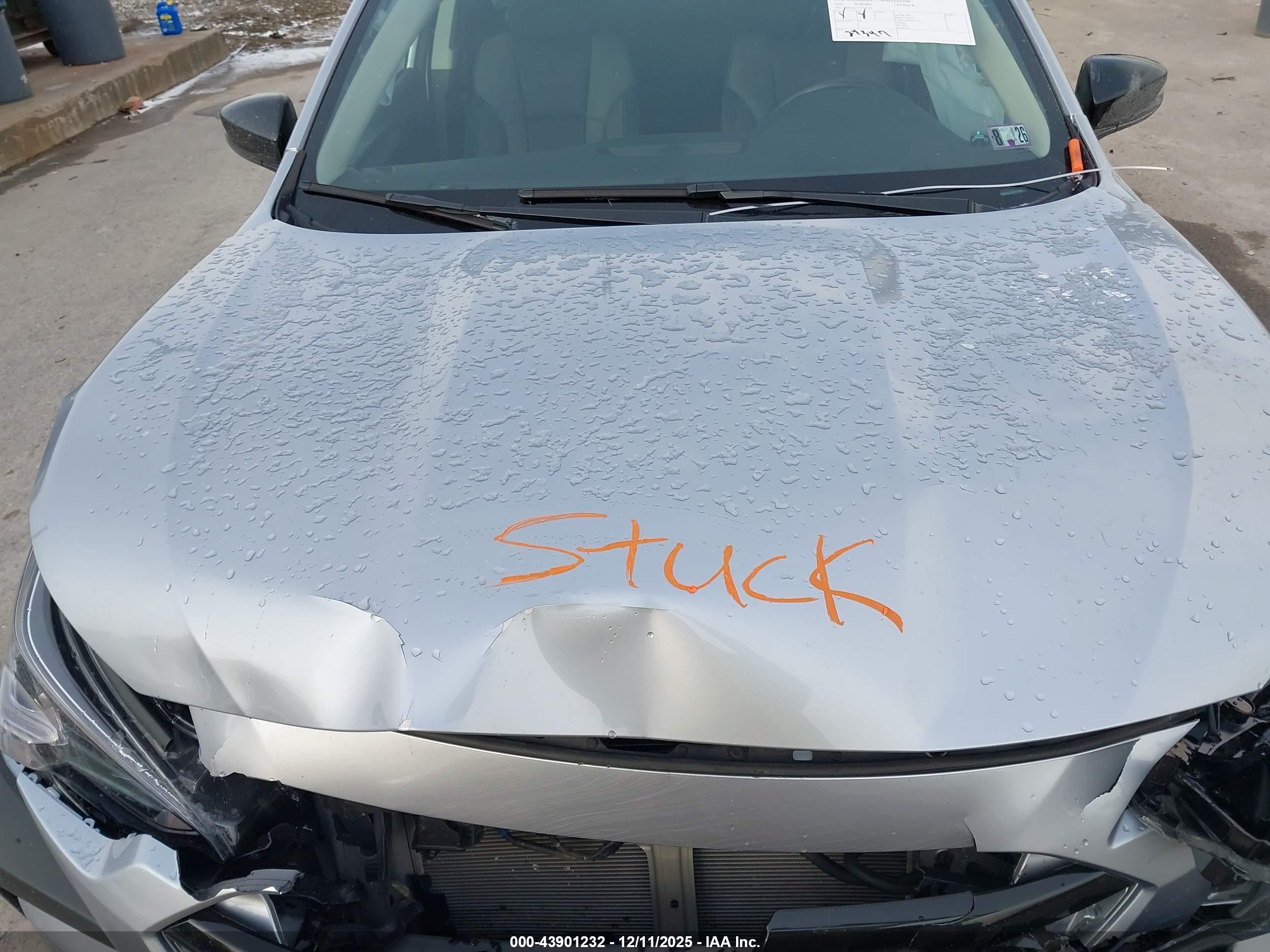 SUBARU OUTBACK image 10