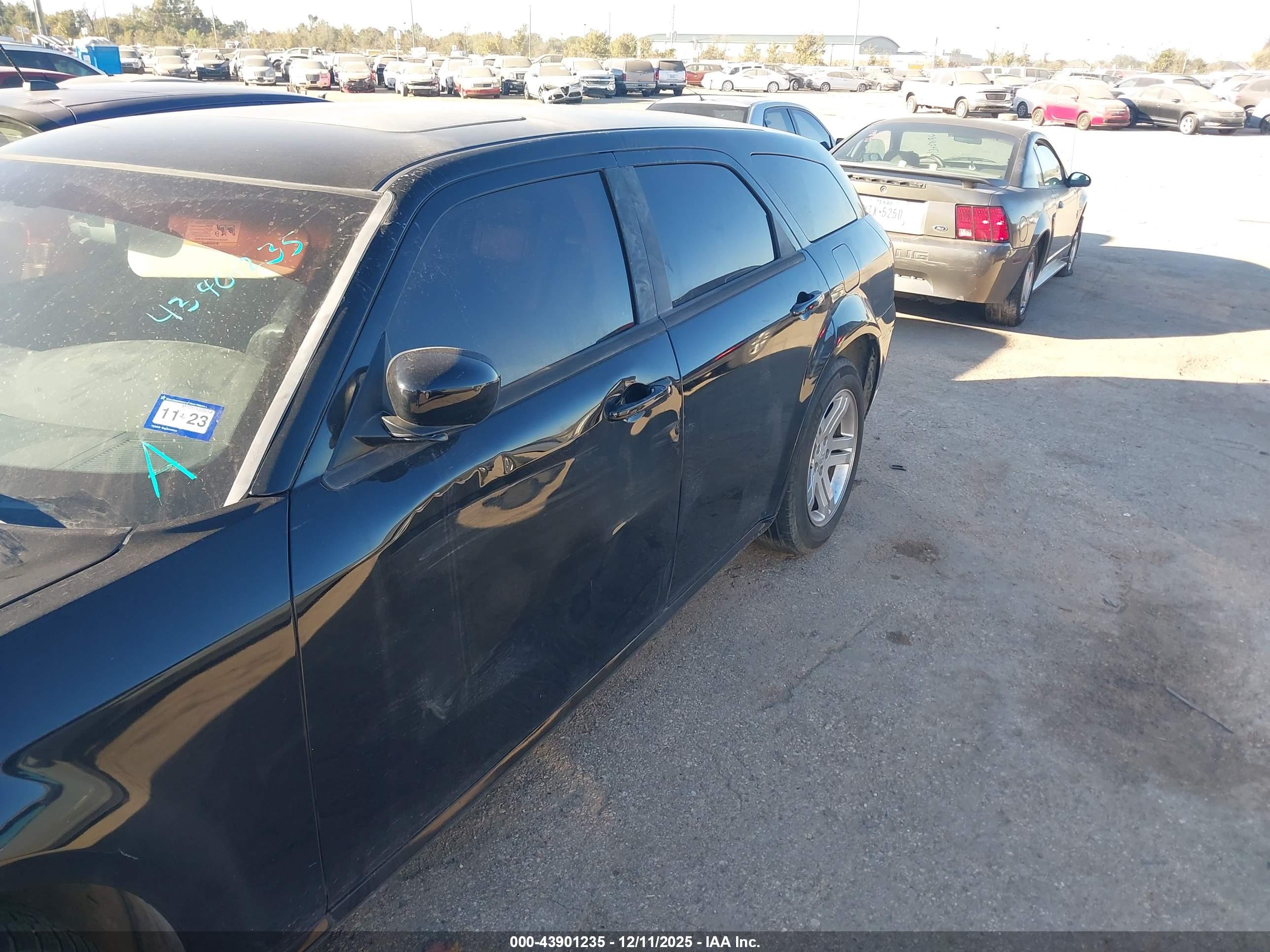 DODGE MAGNUM image 6