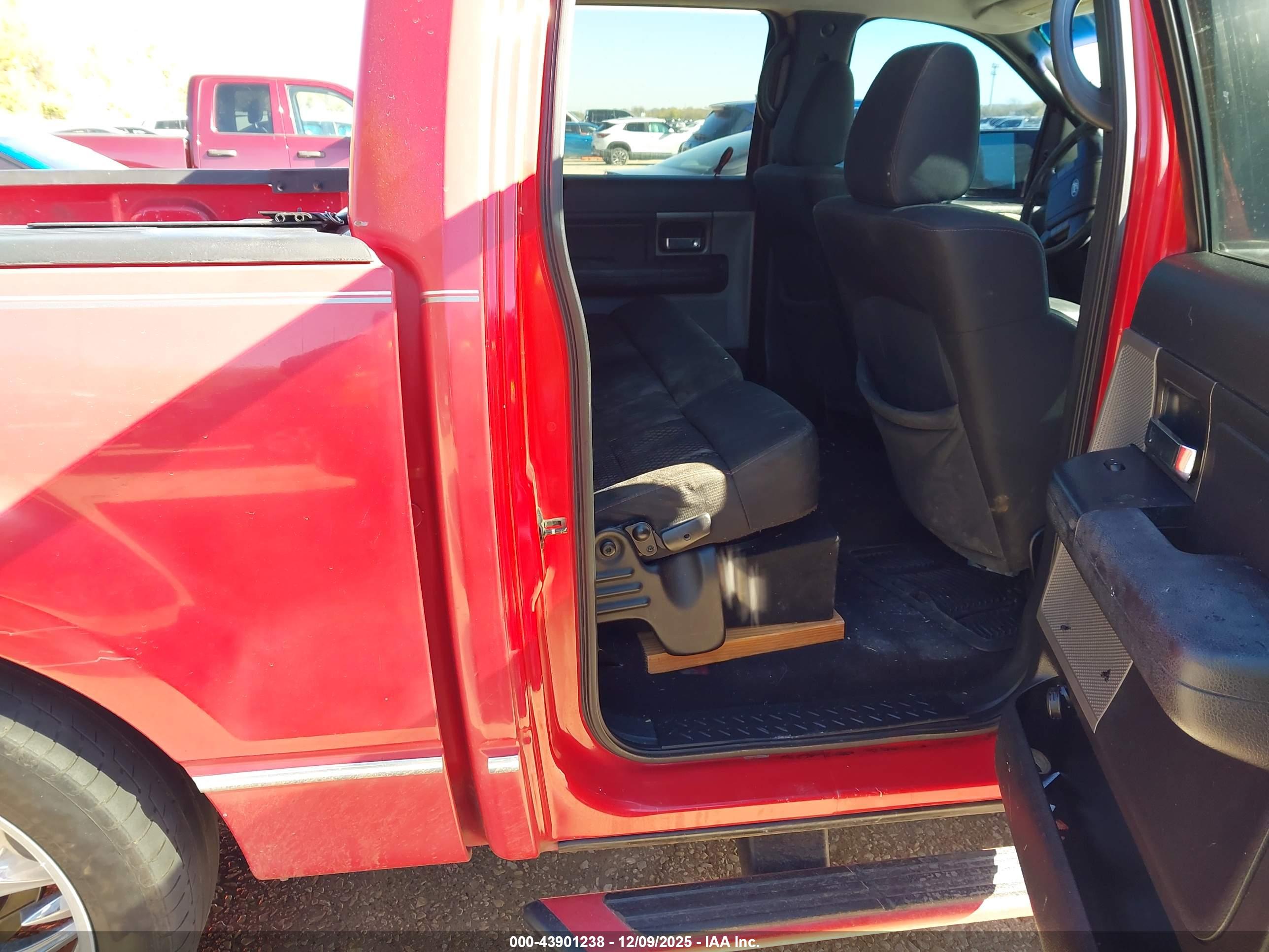 FORD F-150 image 8