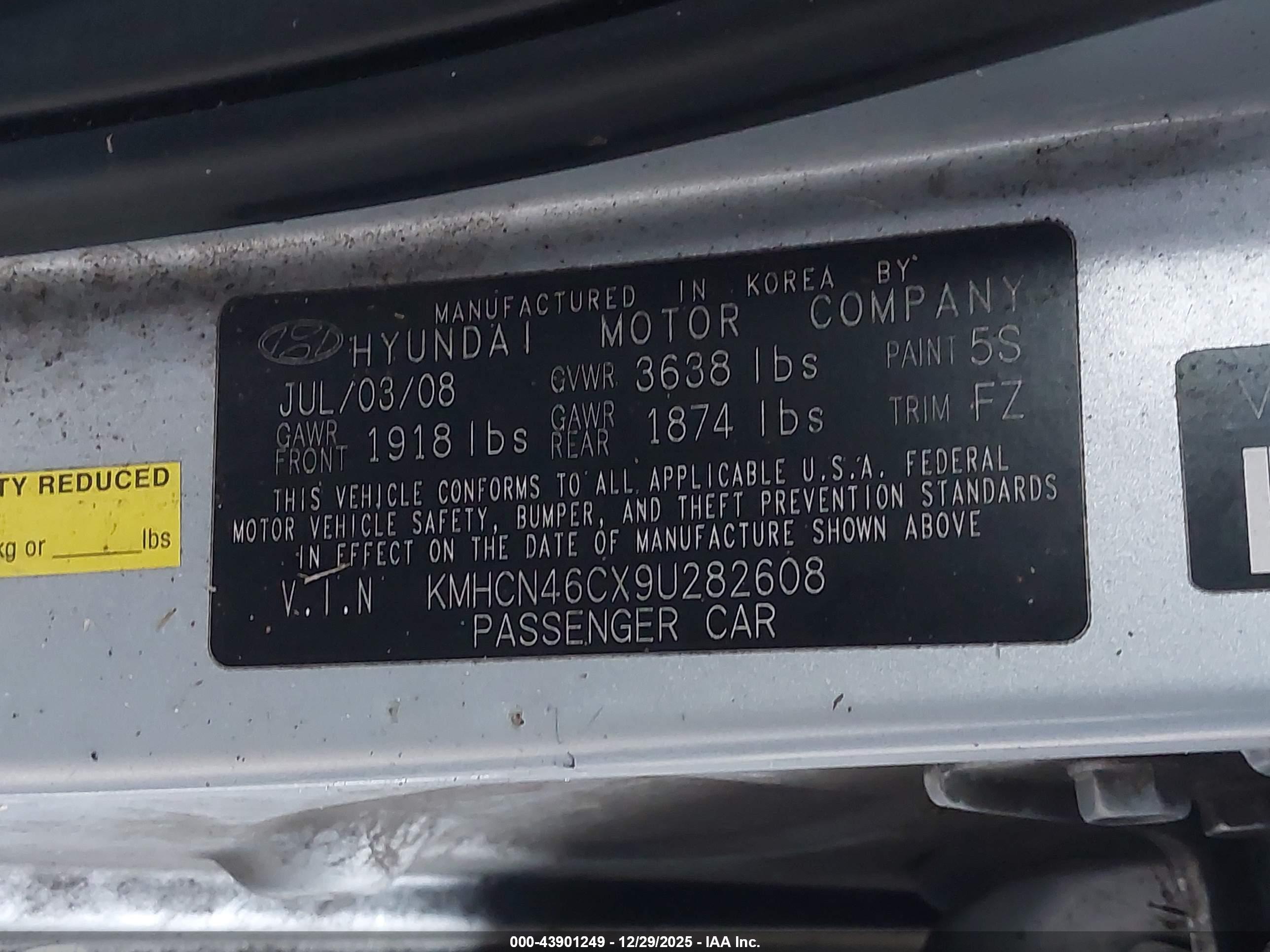 HYUNDAI ACCENT image 9