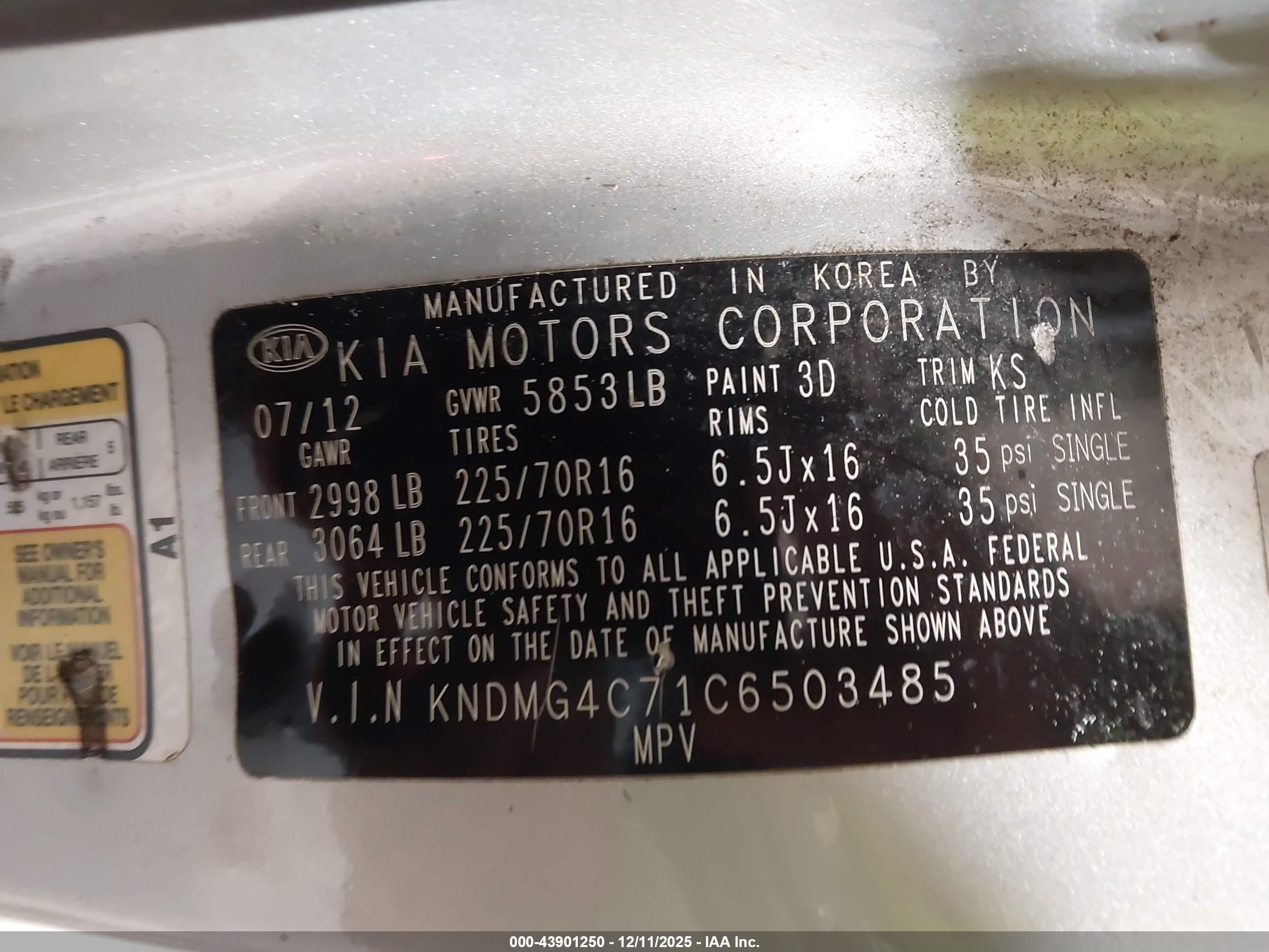 KIA SEDONA image 9