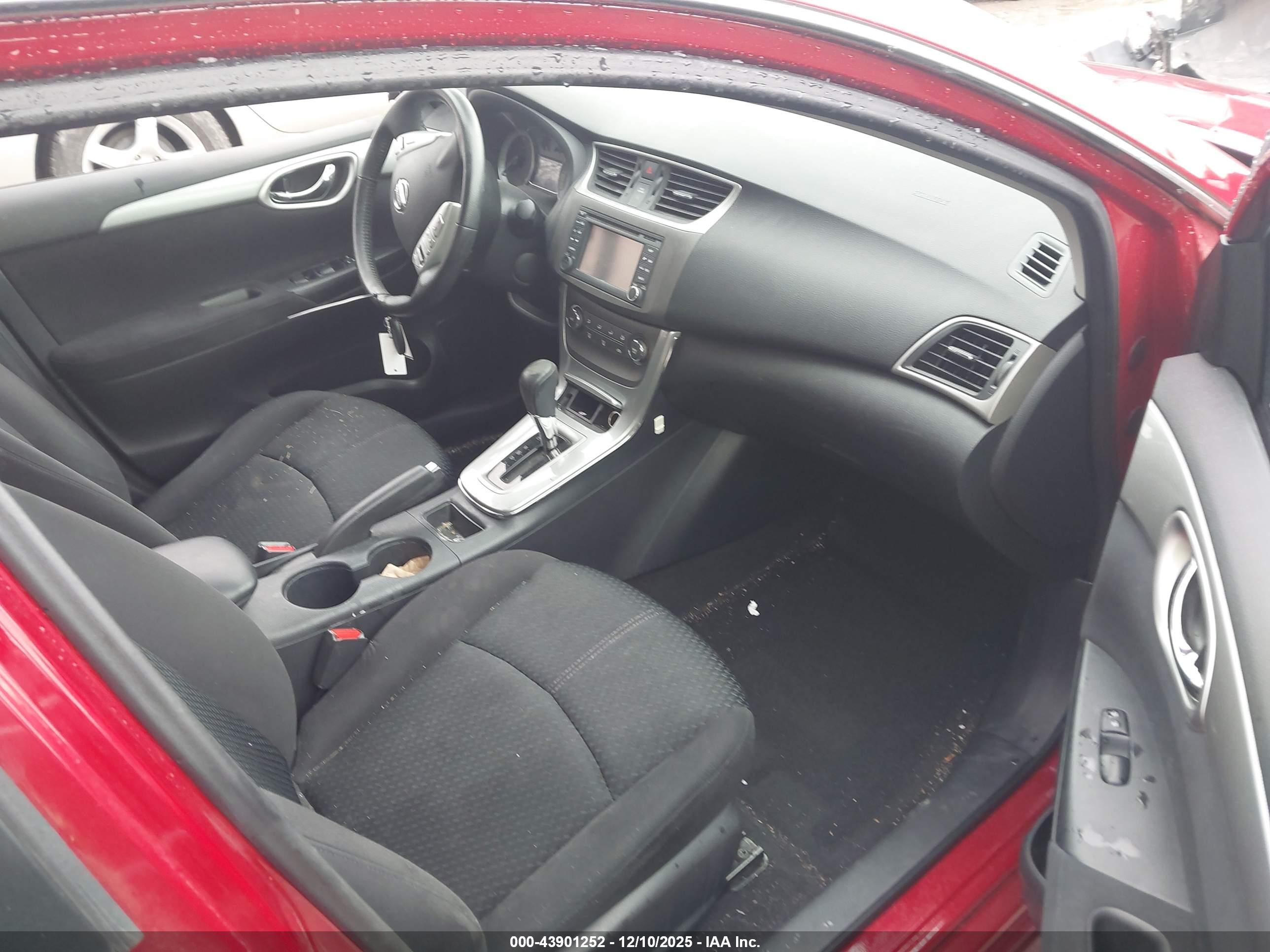 NISSAN SENTRA image 5