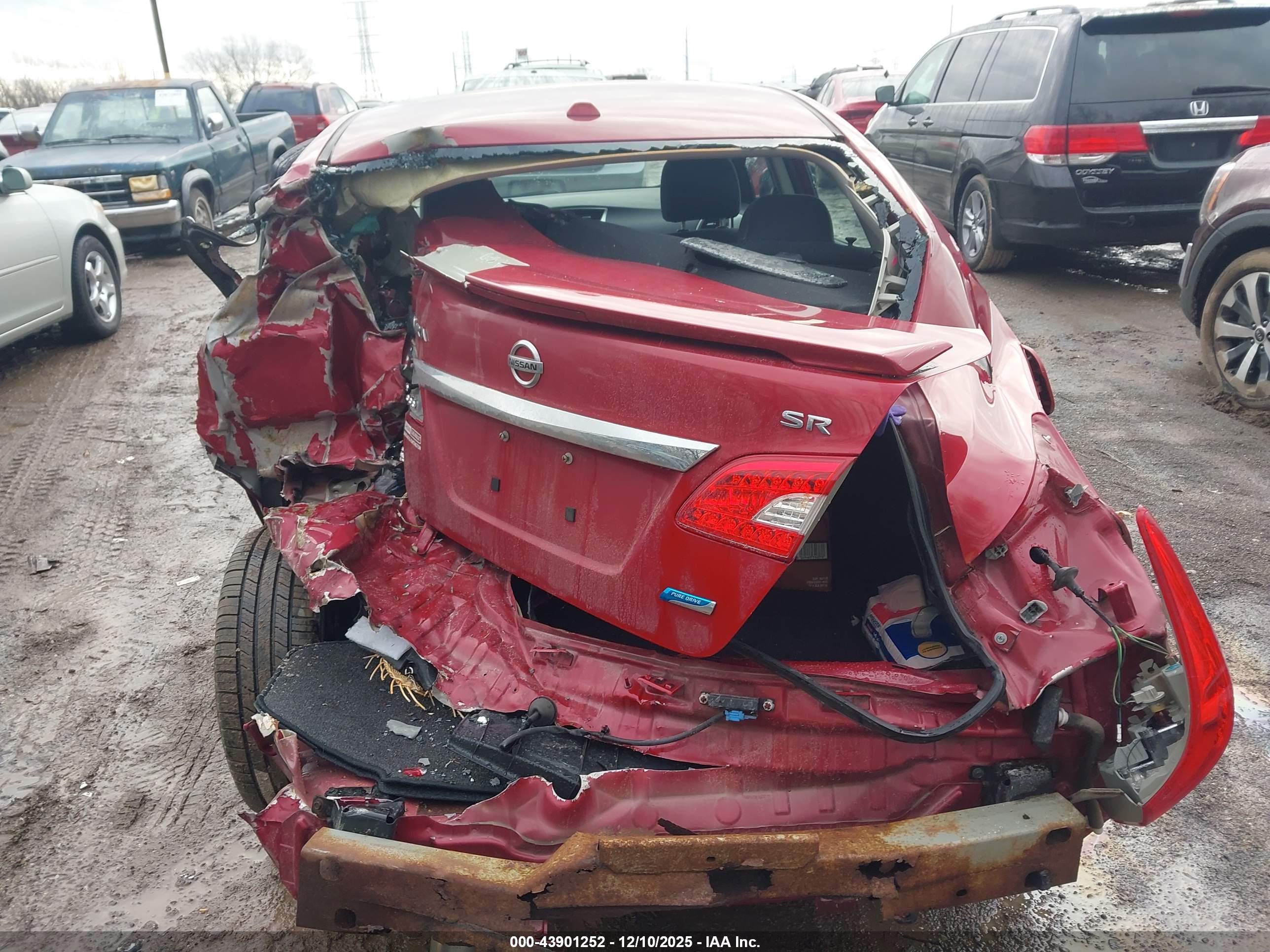 NISSAN SENTRA image 6
