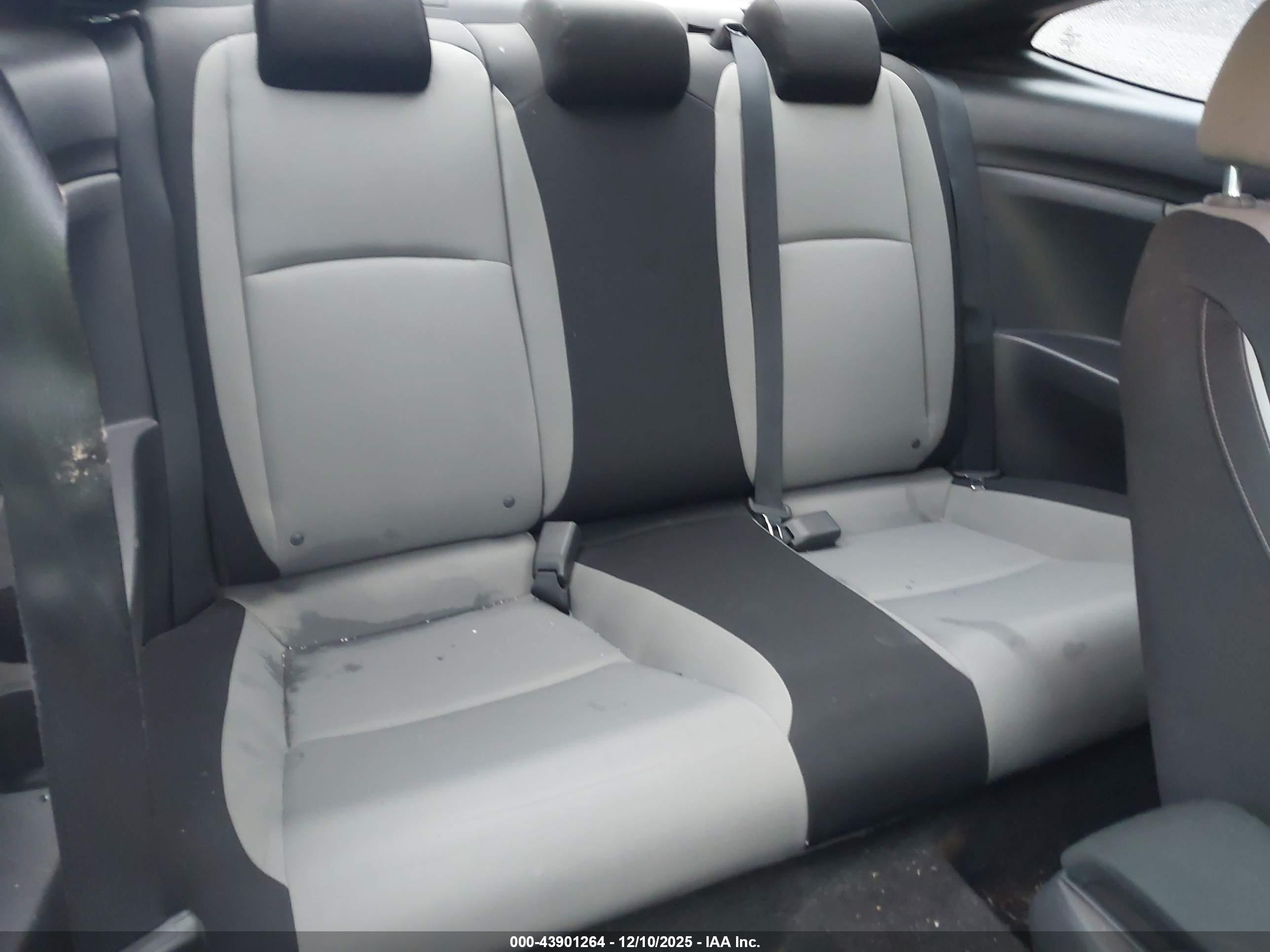 HONDA CIVIC image 8