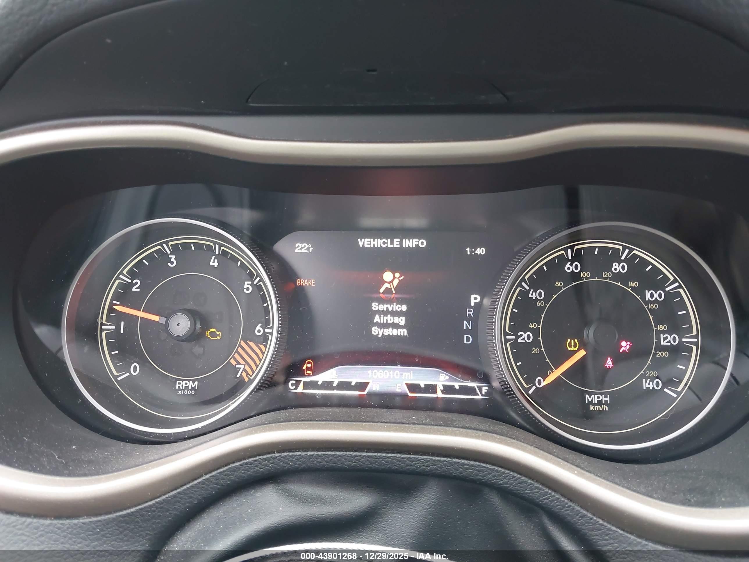 JEEP CHEROKEE image 7