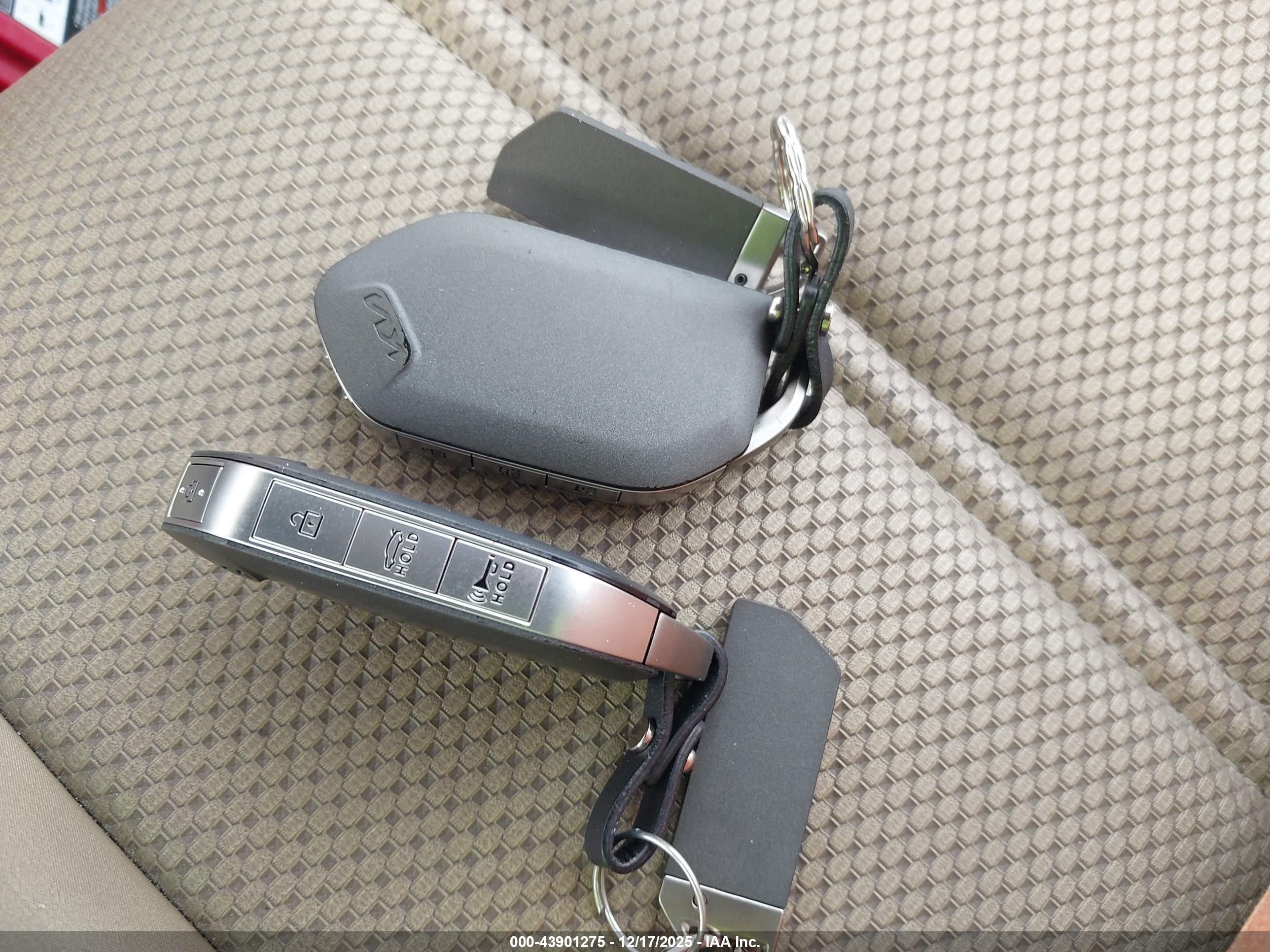 KIA K4 image 11