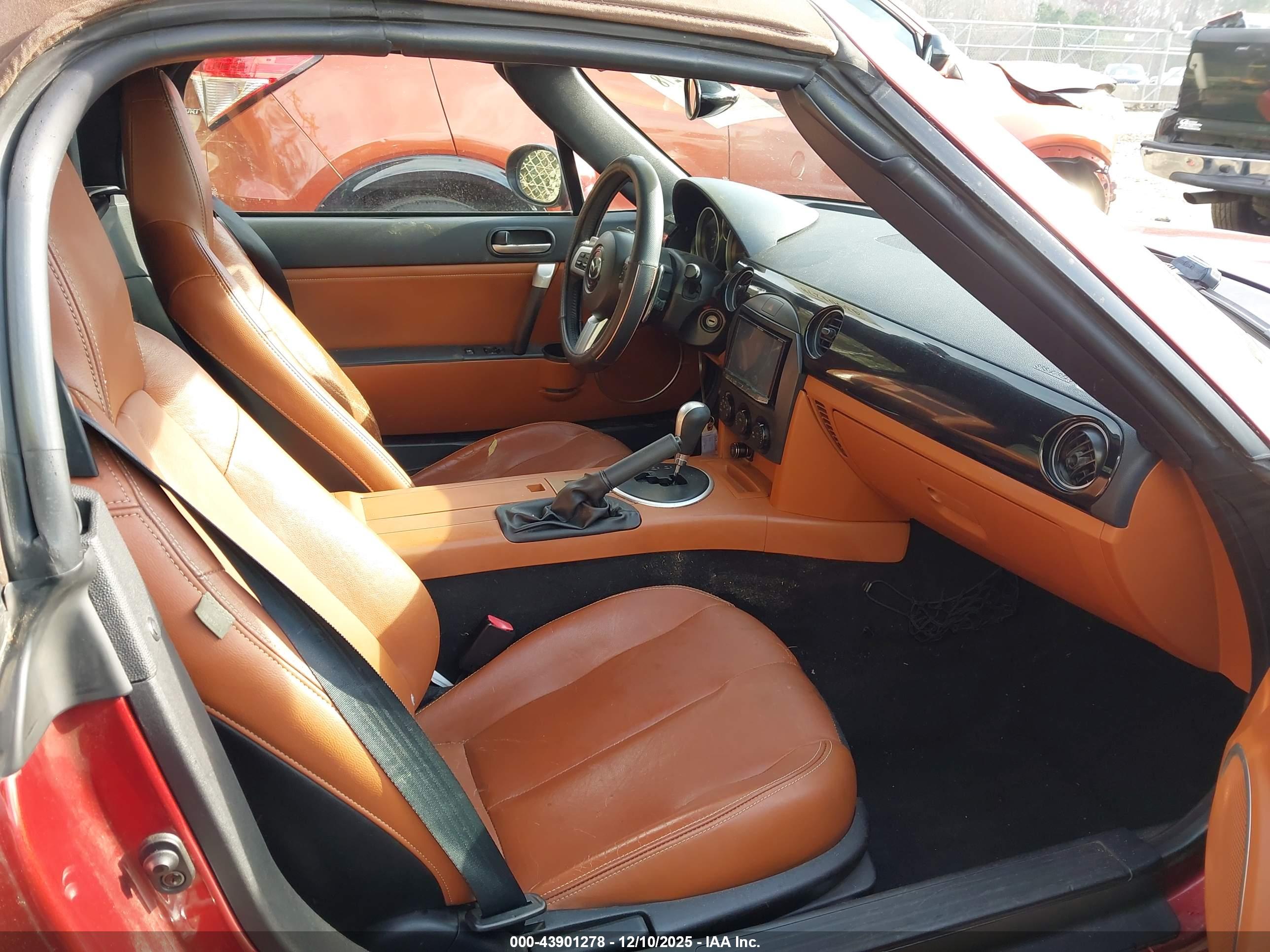 MAZDA MX-5 image 5