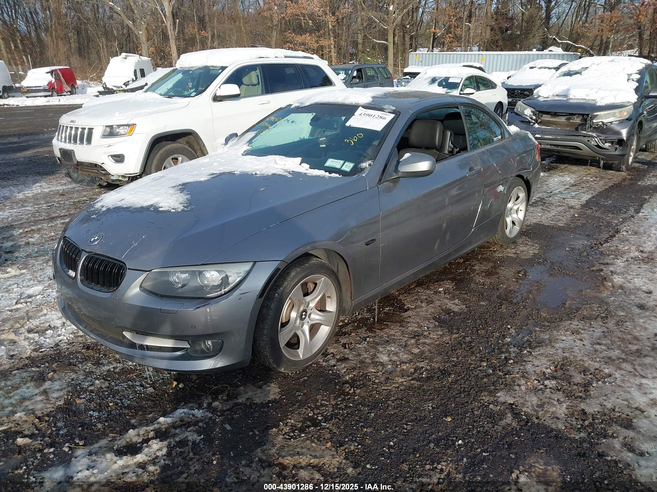 BMW 335I image 2