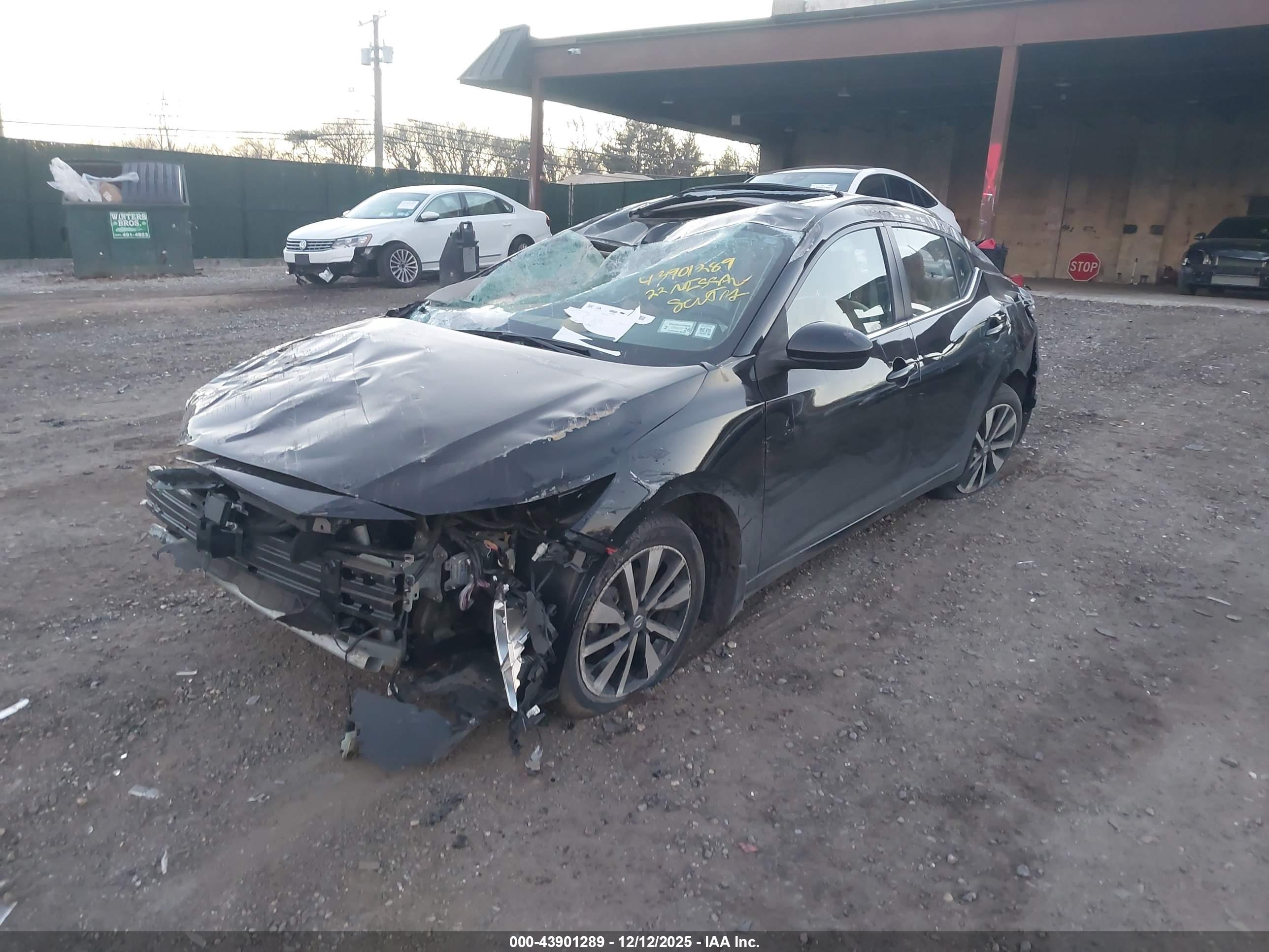 NISSAN SENTRA image 2