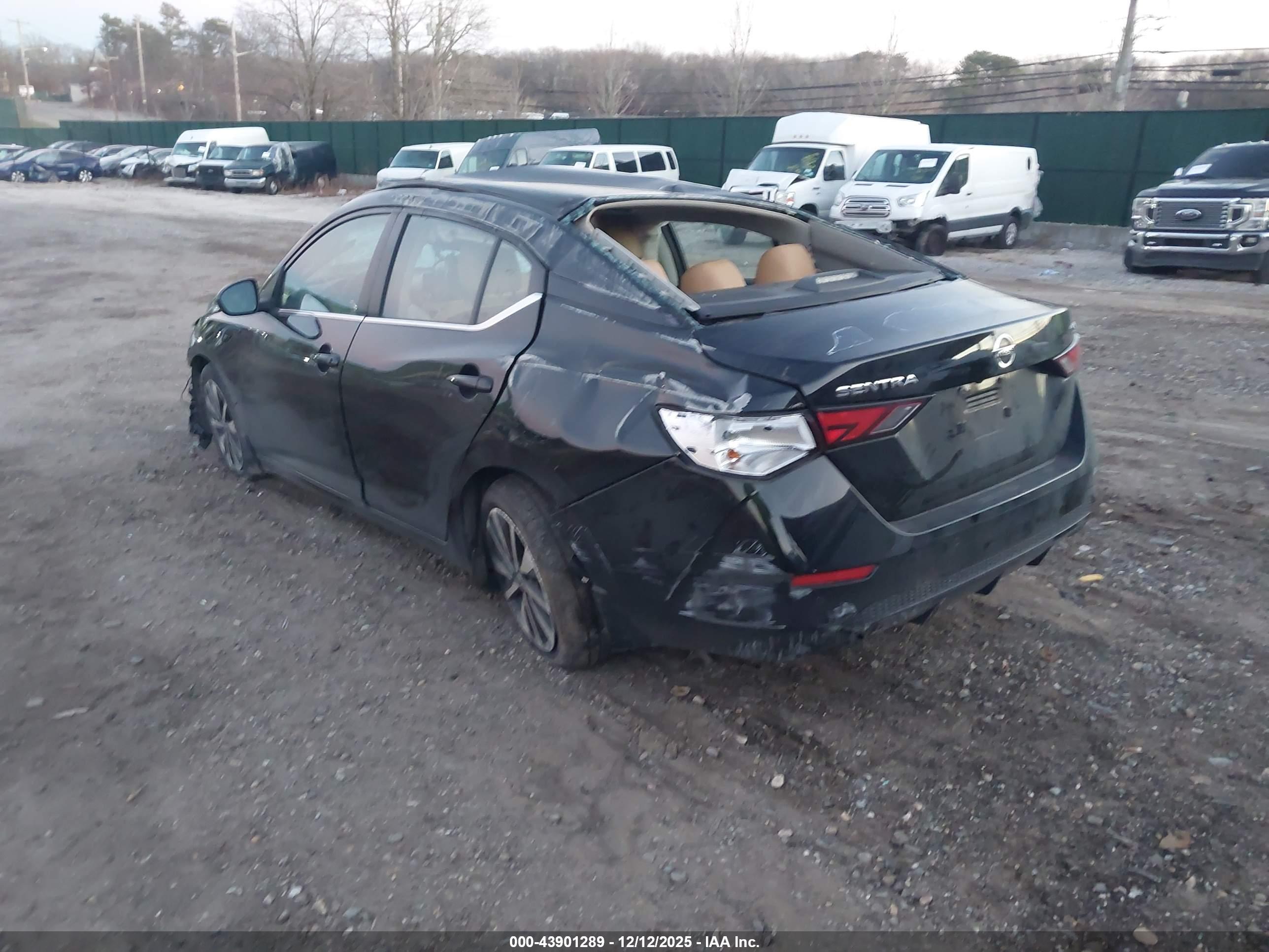 NISSAN SENTRA image 3