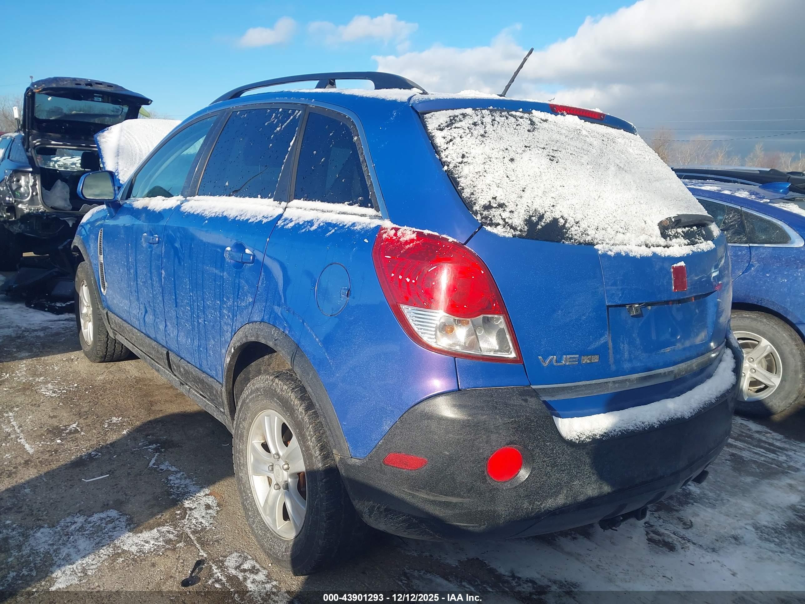 SATURN VUE image 3