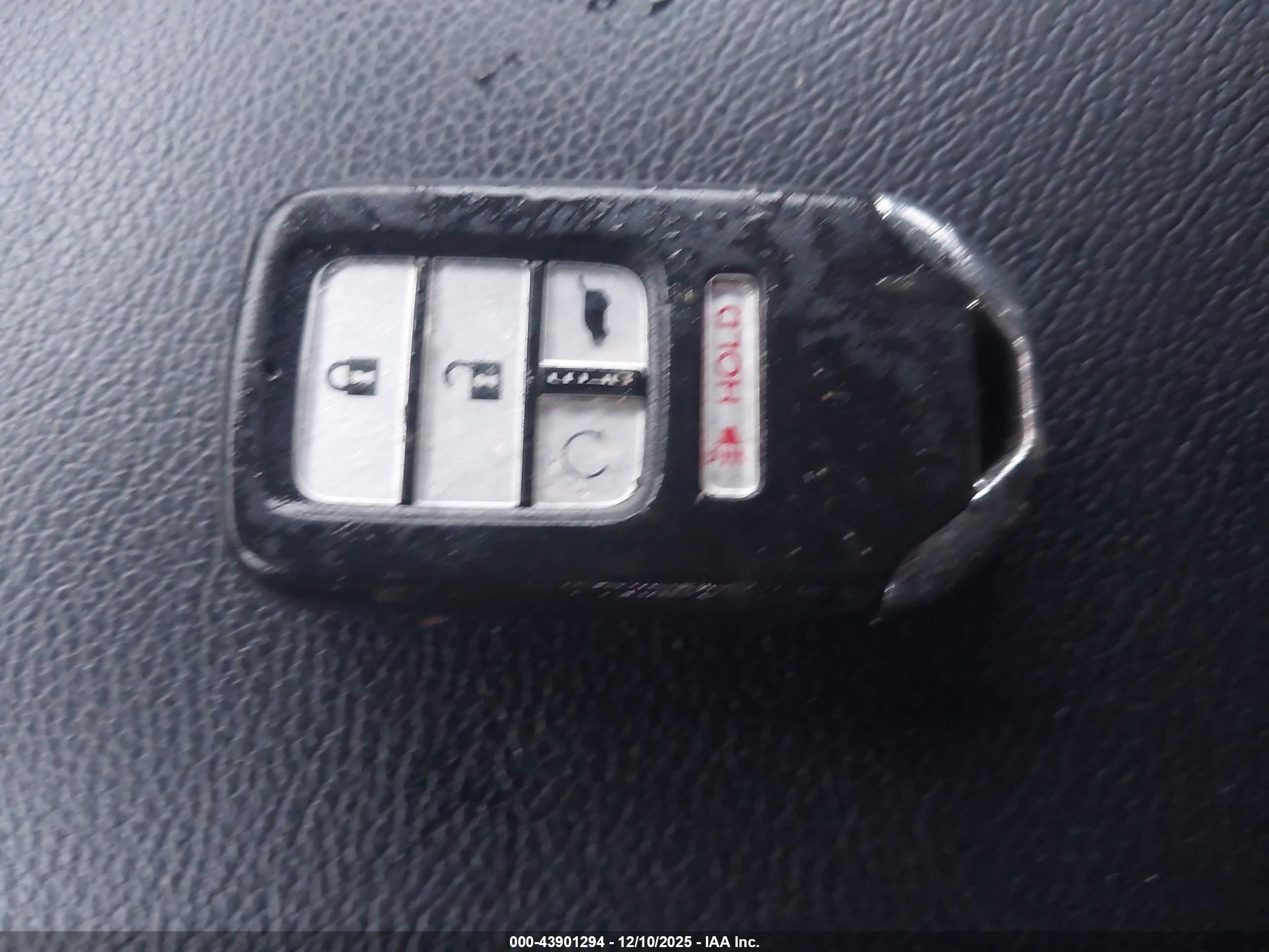 HONDA CR-V image 11