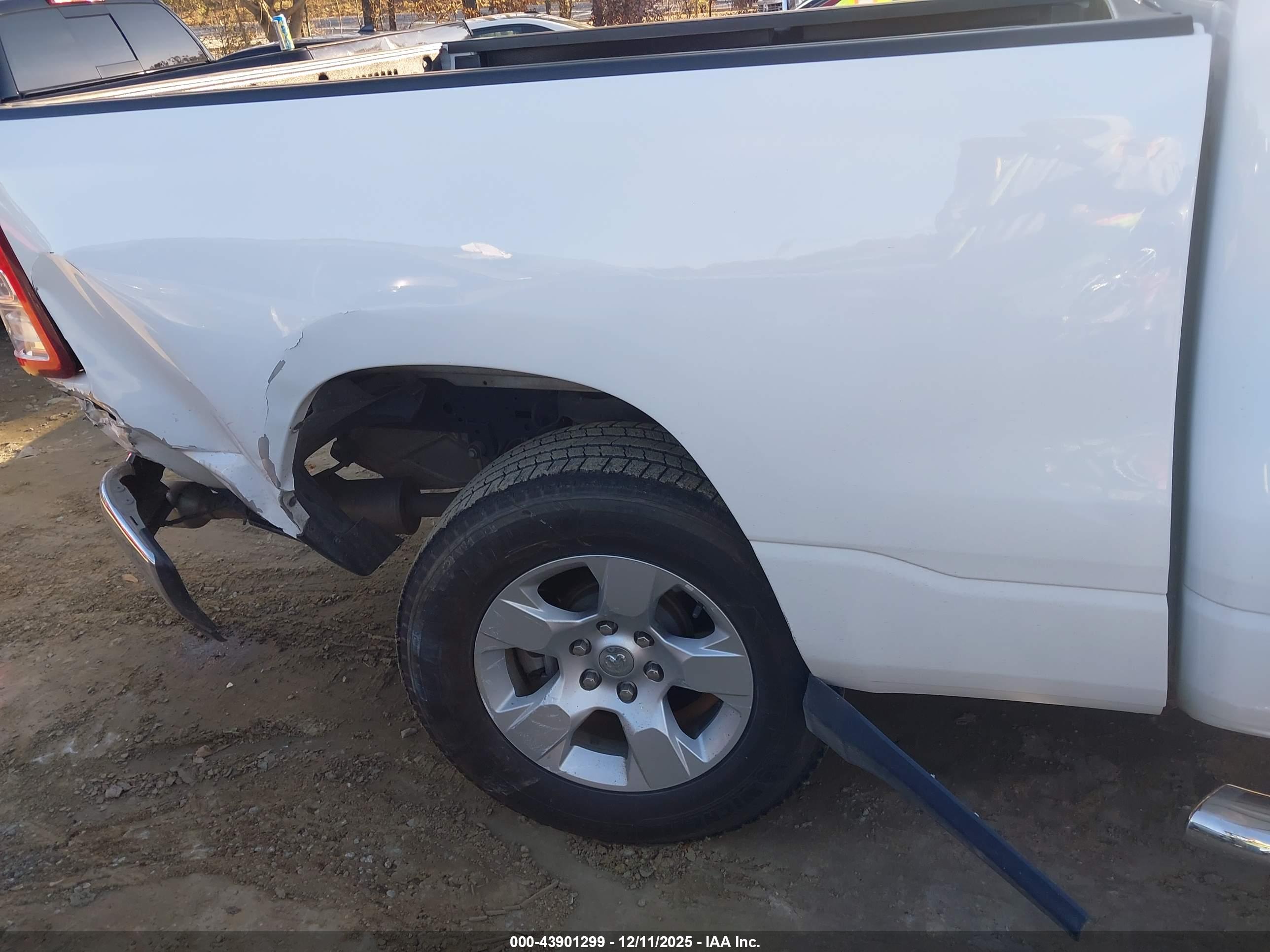 RAM 1500 image 6