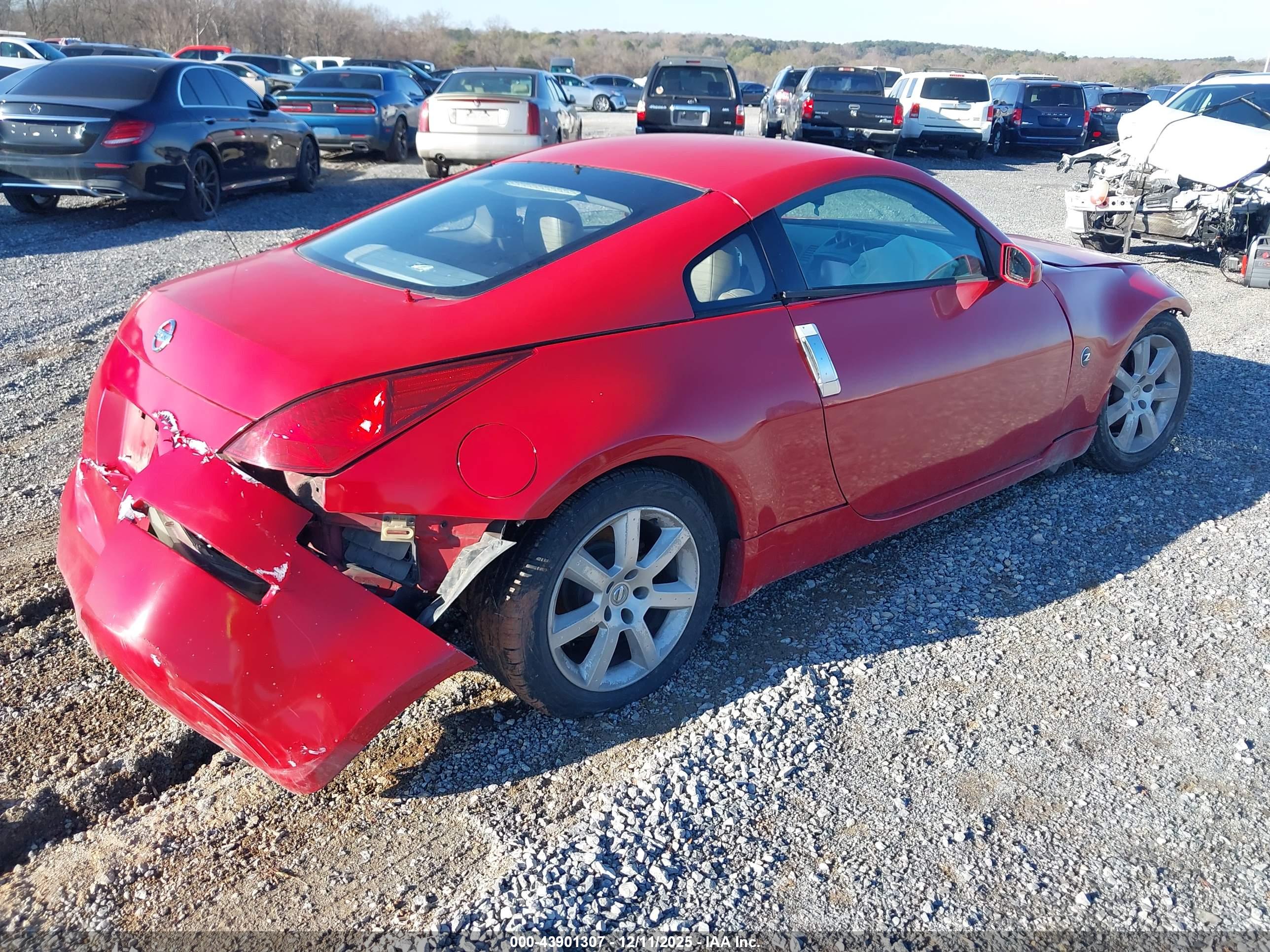 NISSAN 350Z image 4
