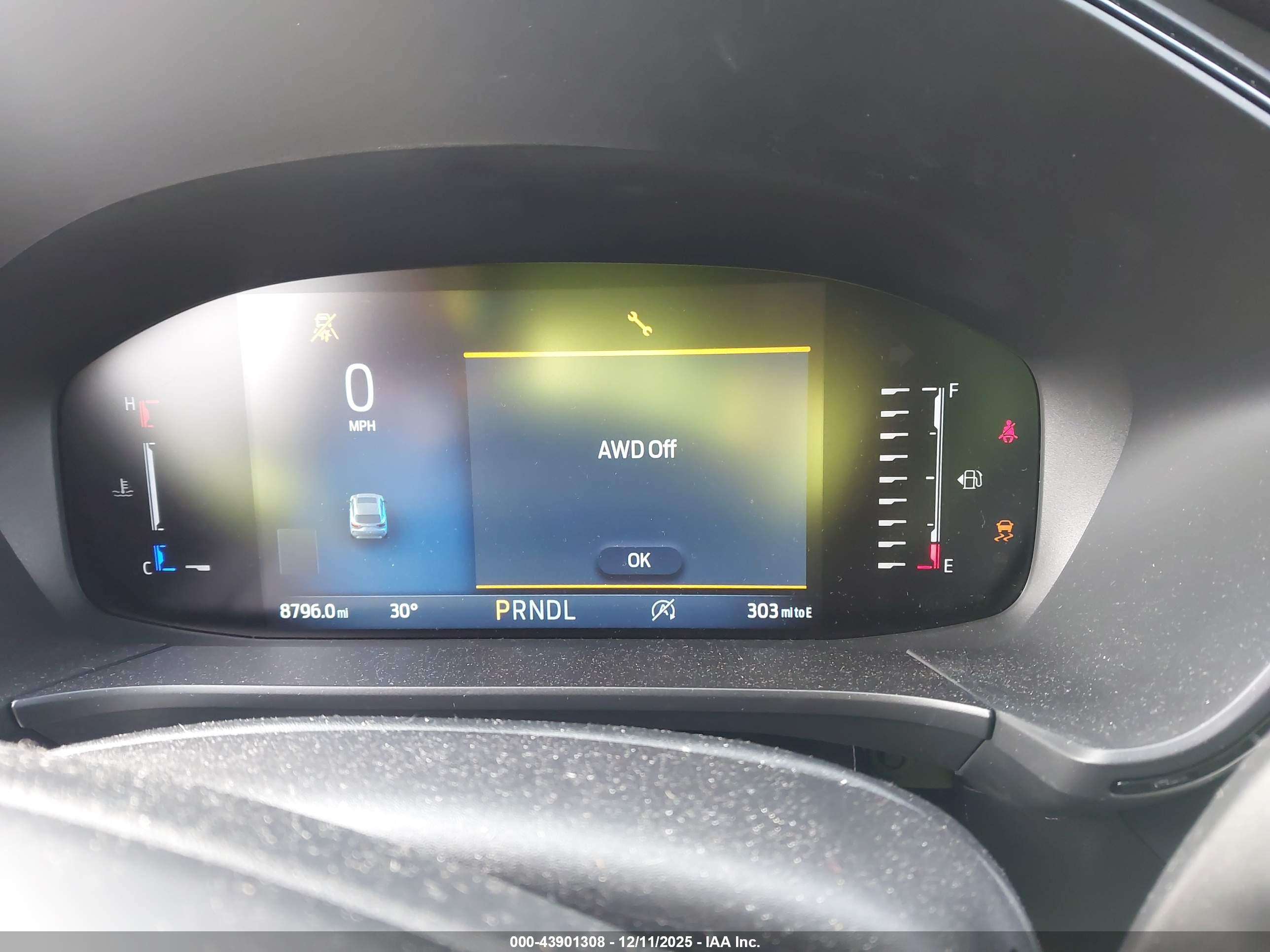 FORD ESCAPE image 7