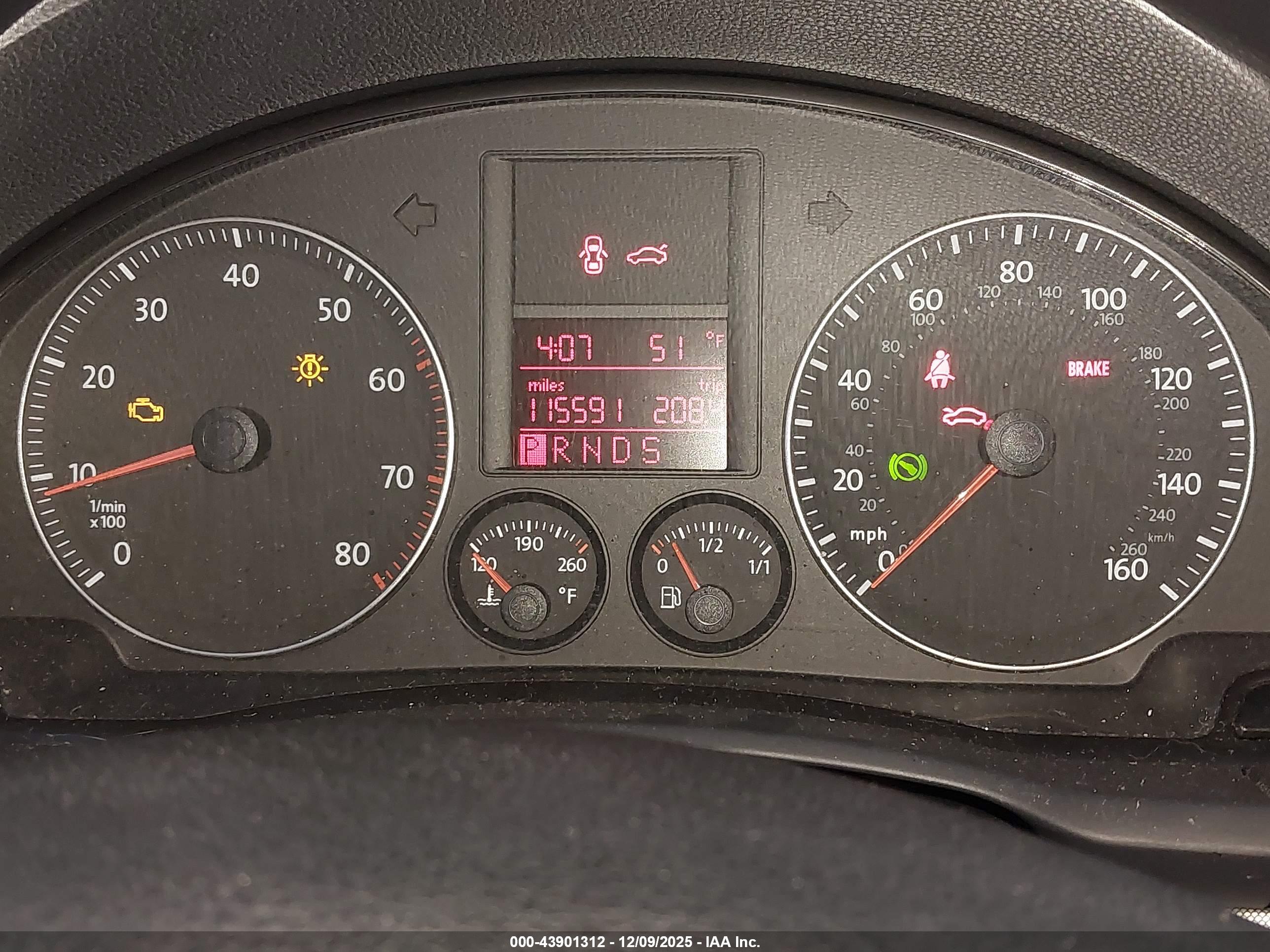 VOLKSWAGEN JETTA image 7