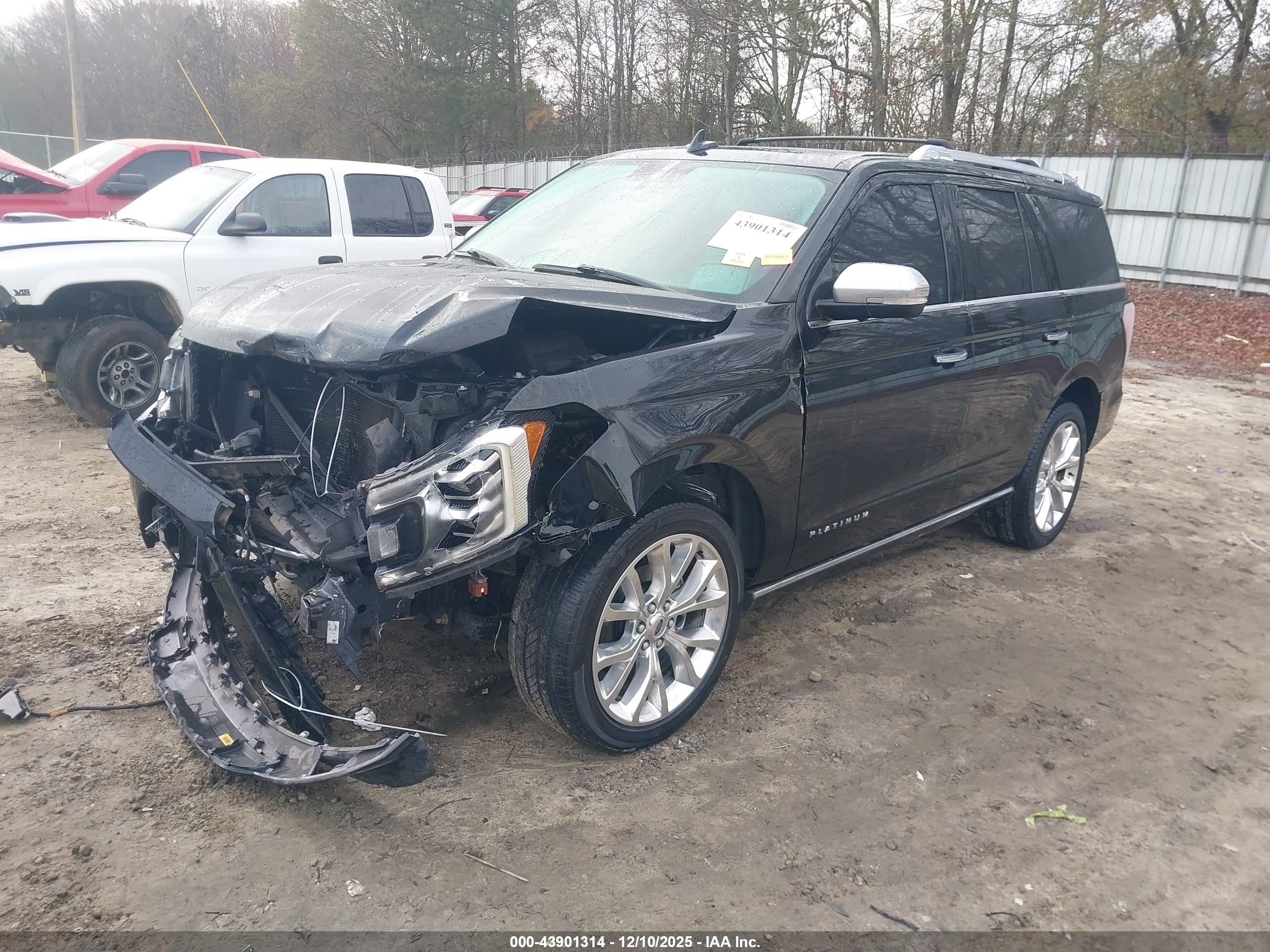 FORD EXPEDITION image 2