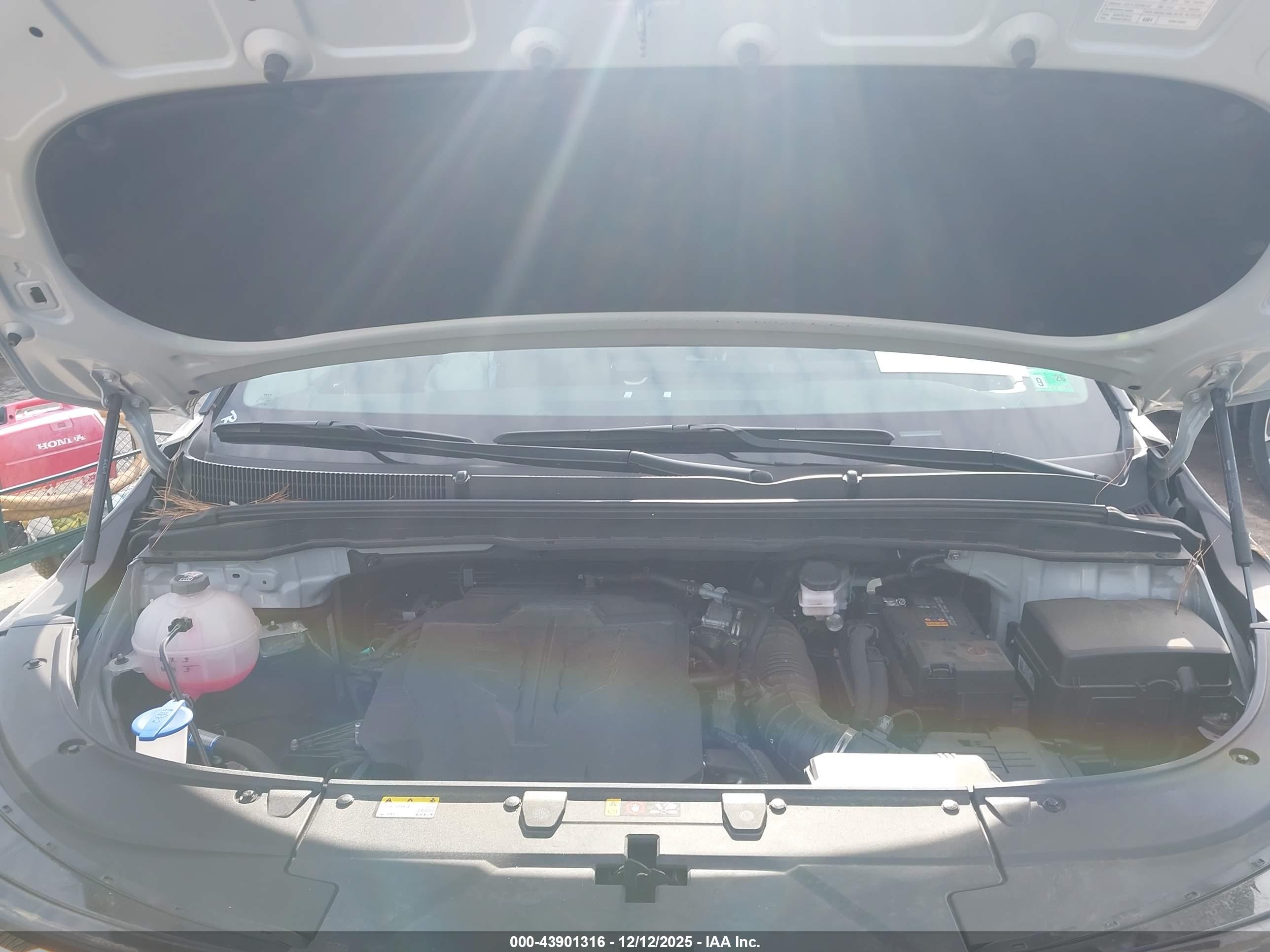 KIA CARNIVAL image 10