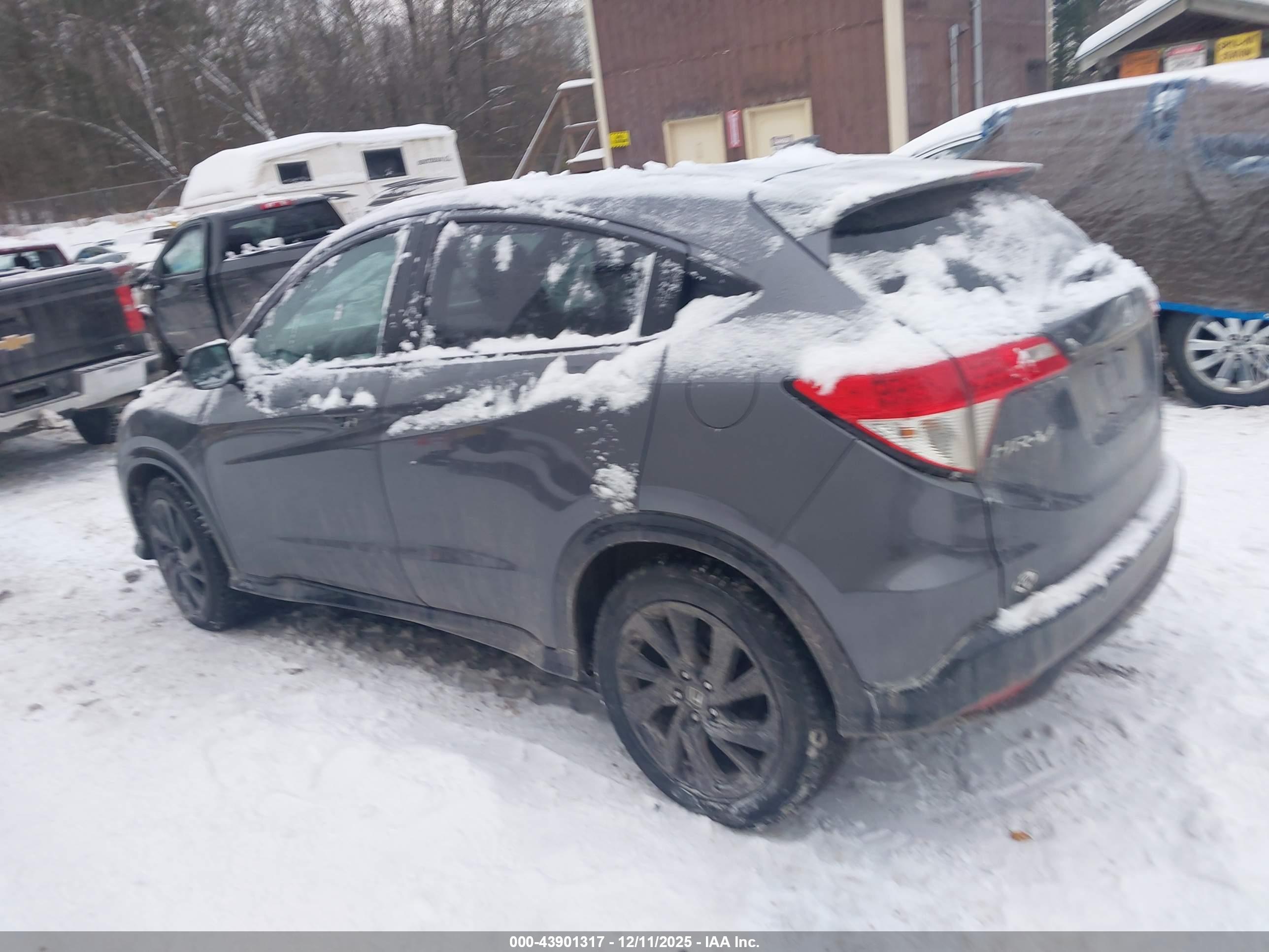 HONDA HR-V image 3