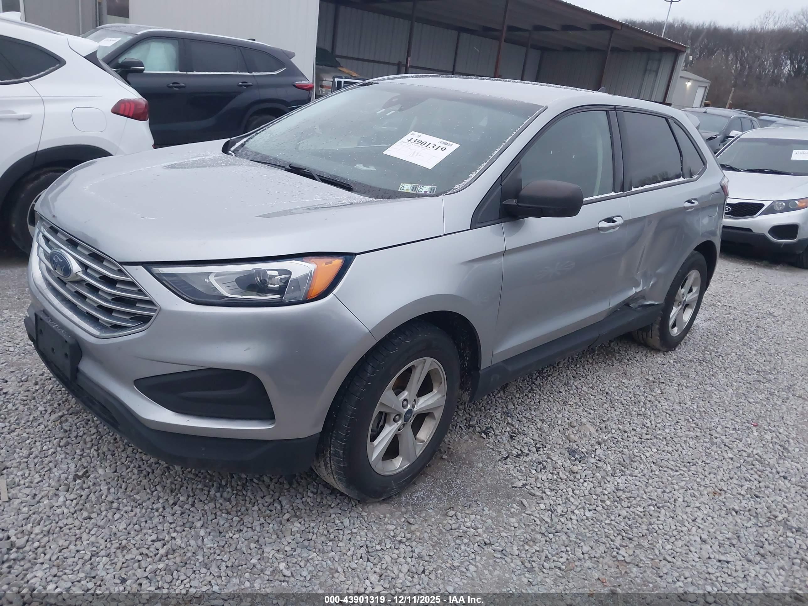 FORD EDGE image 2