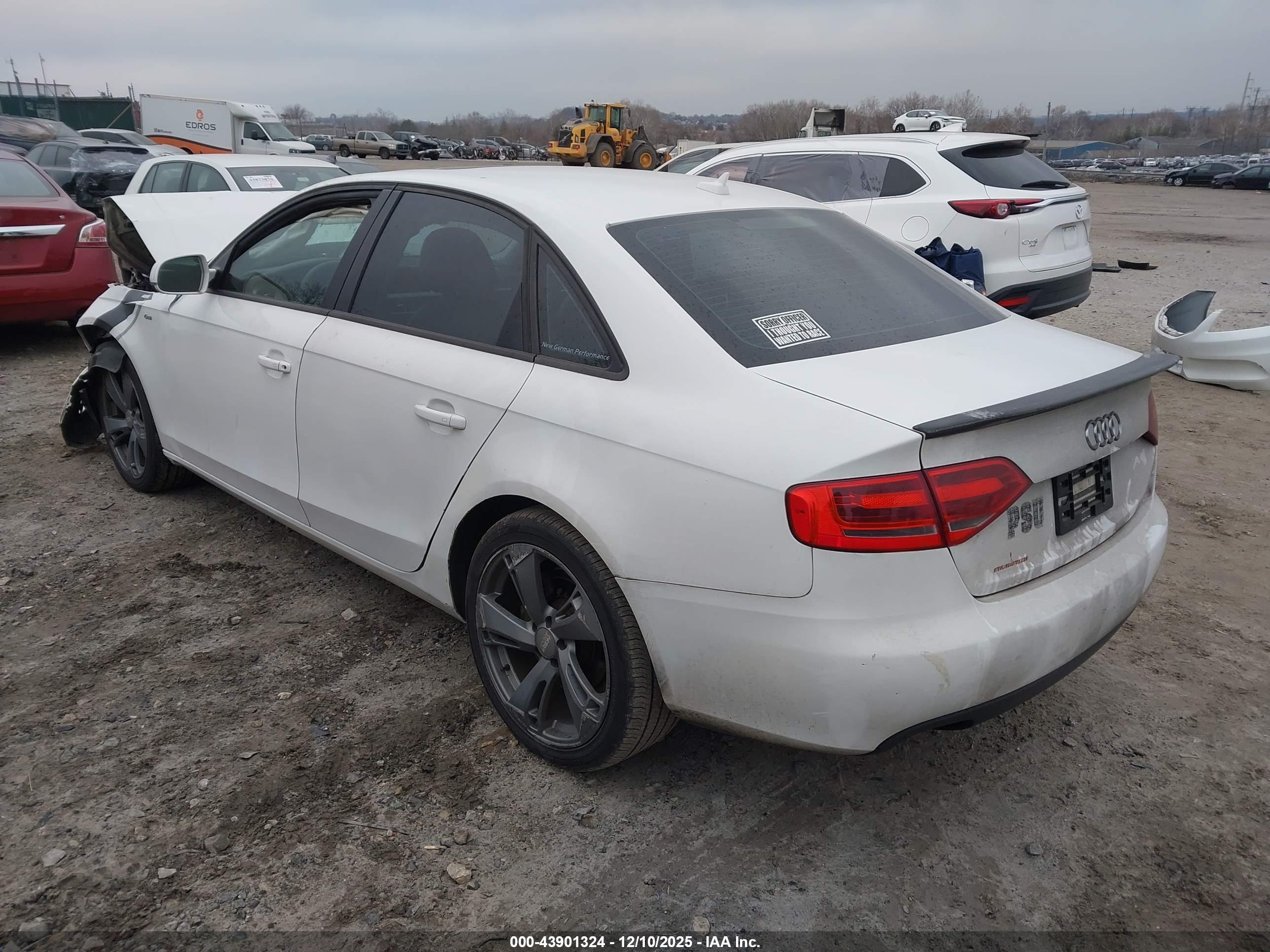 AUDI A4 image 3