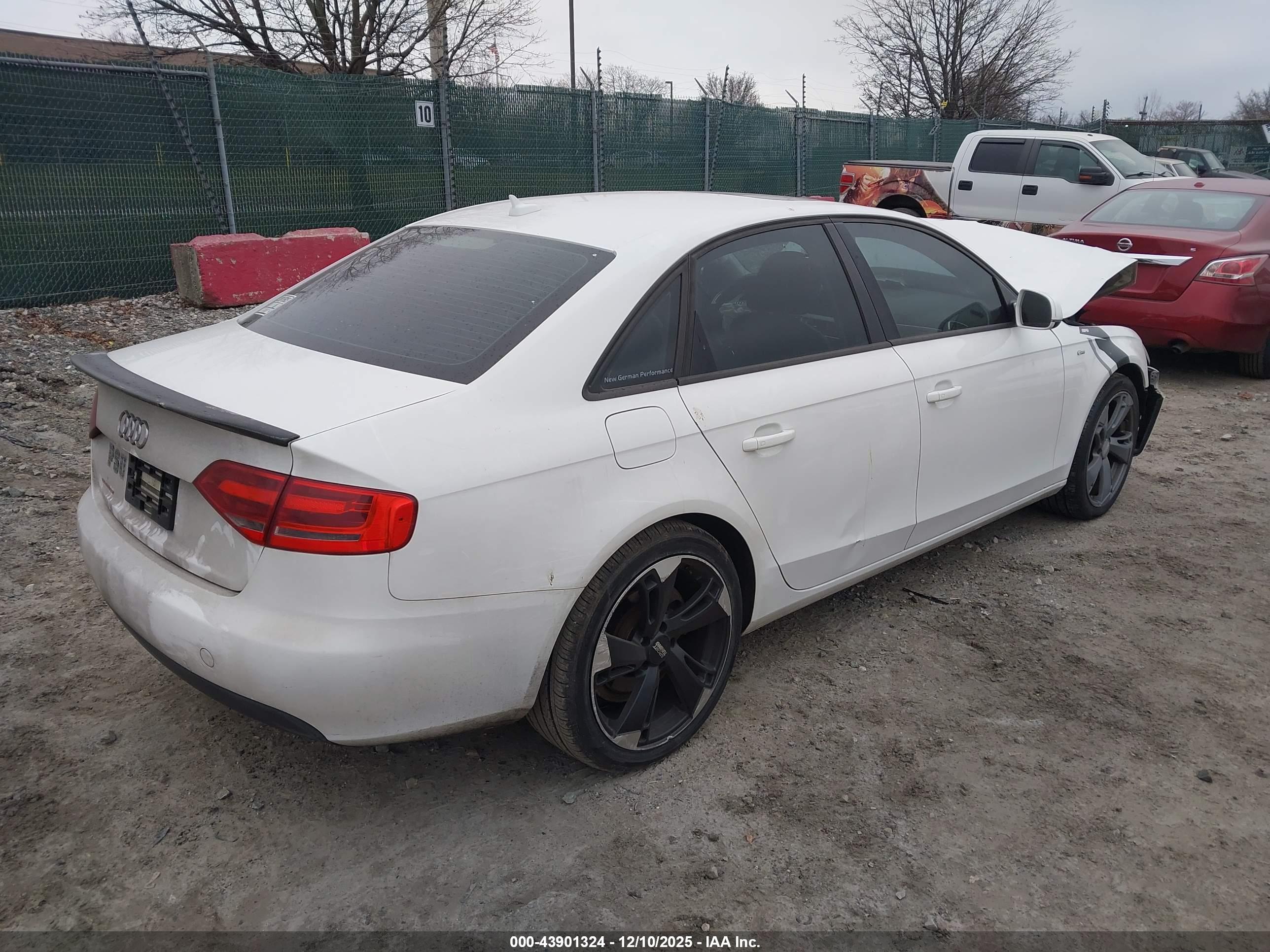 AUDI A4 image 4