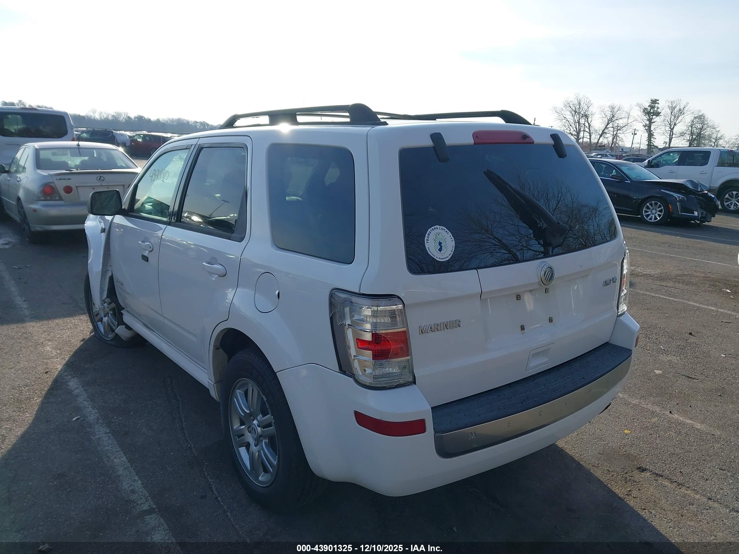 MERCURY MARINER image 3