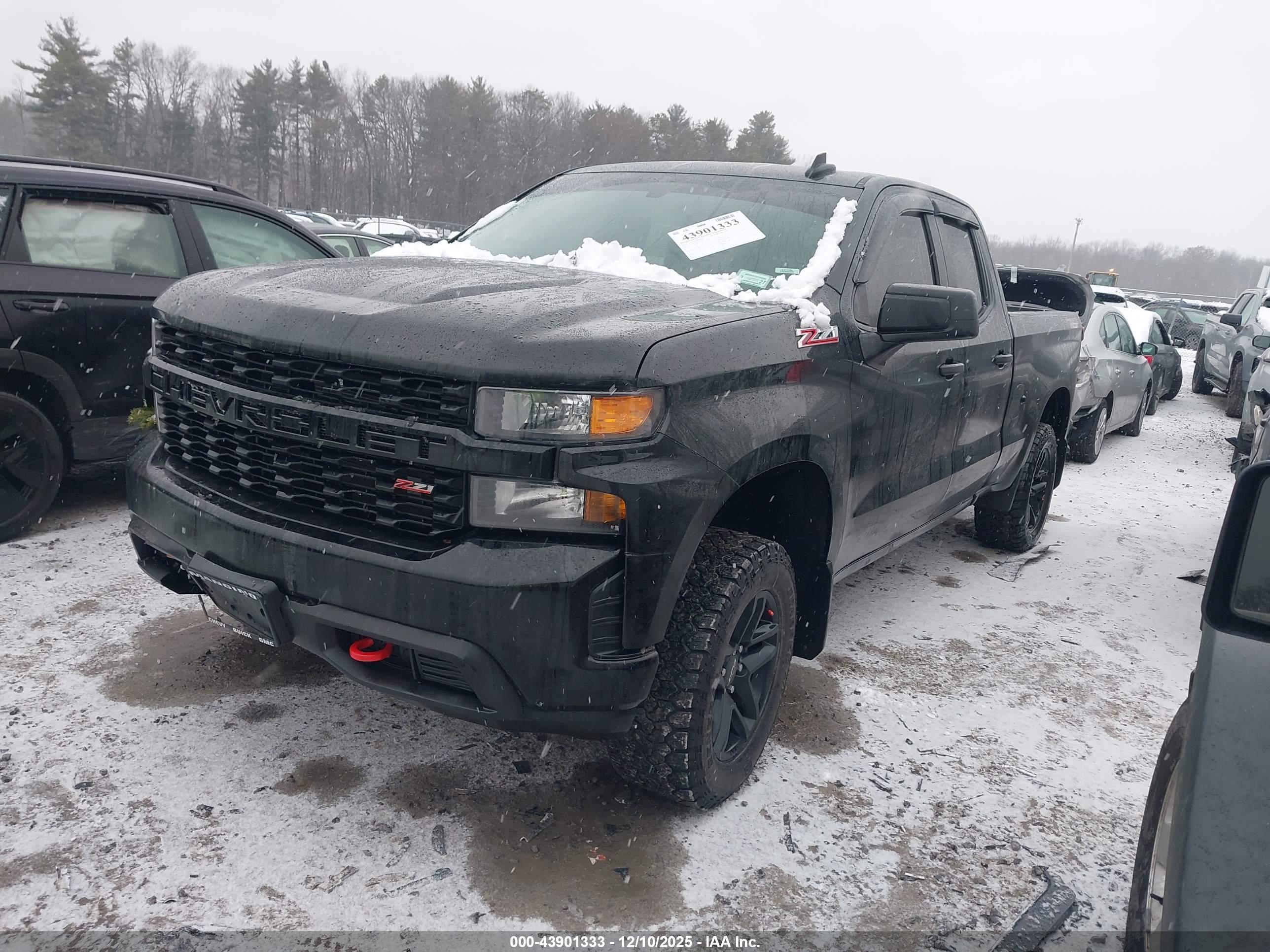 CHEVROLET SILVERADO image 2
