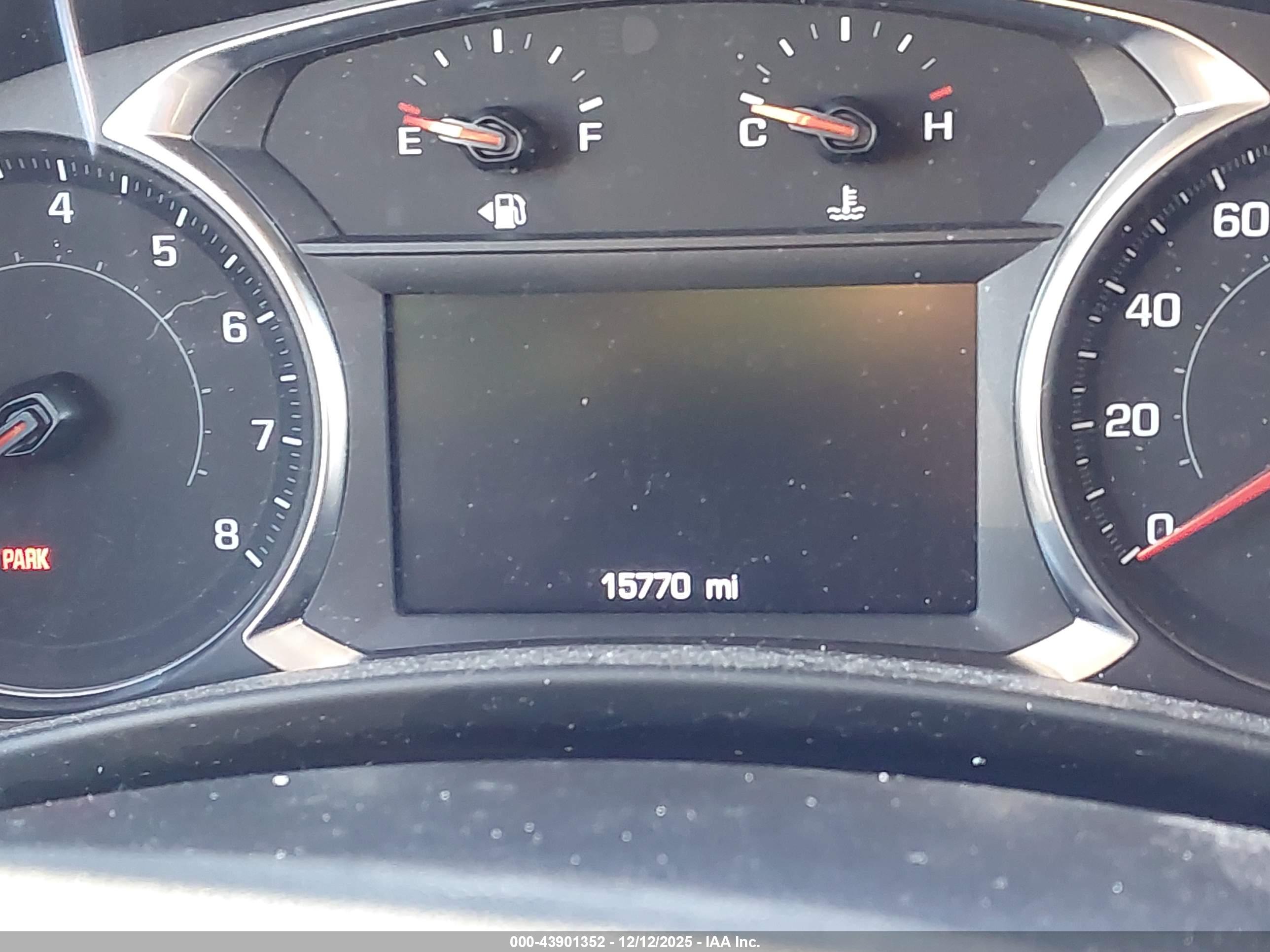 CHEVROLET EQUINOX image 7