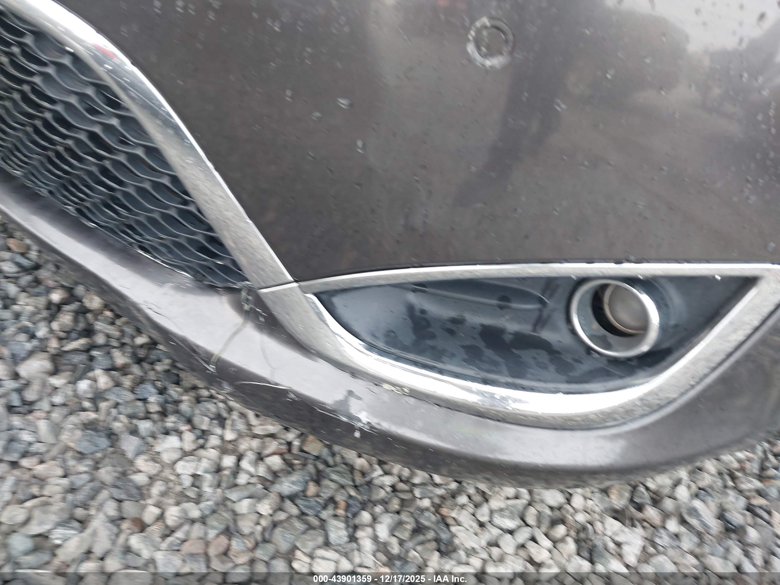 CHRYSLER PACIFICA image 6