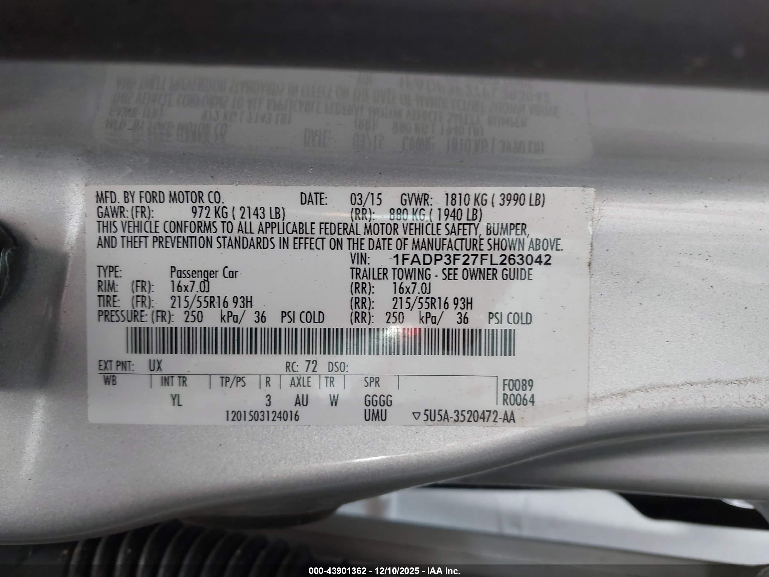 FORD FOCUS image 9