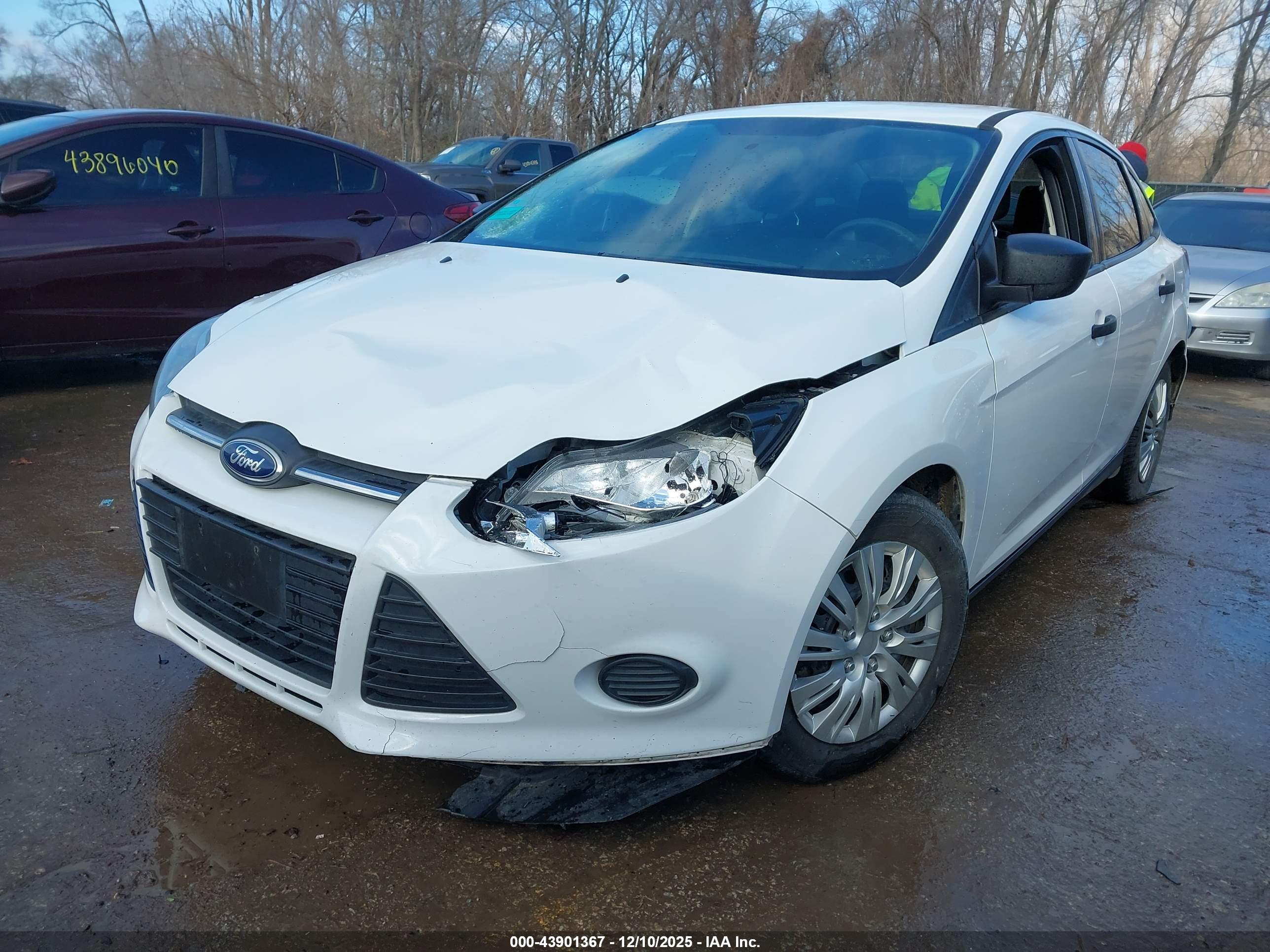 FORD FOCUS image 2