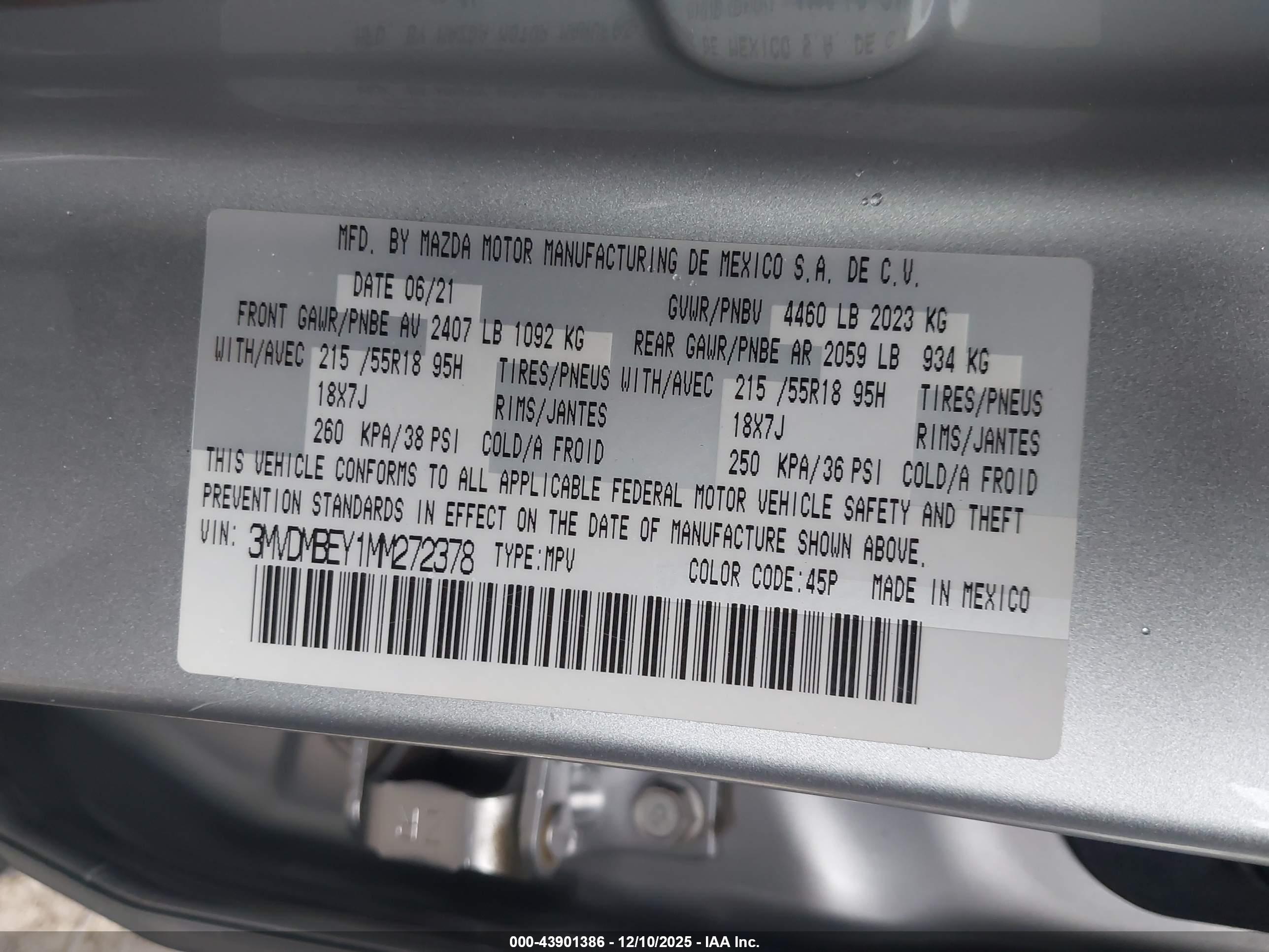 MAZDA CX-30 image 9