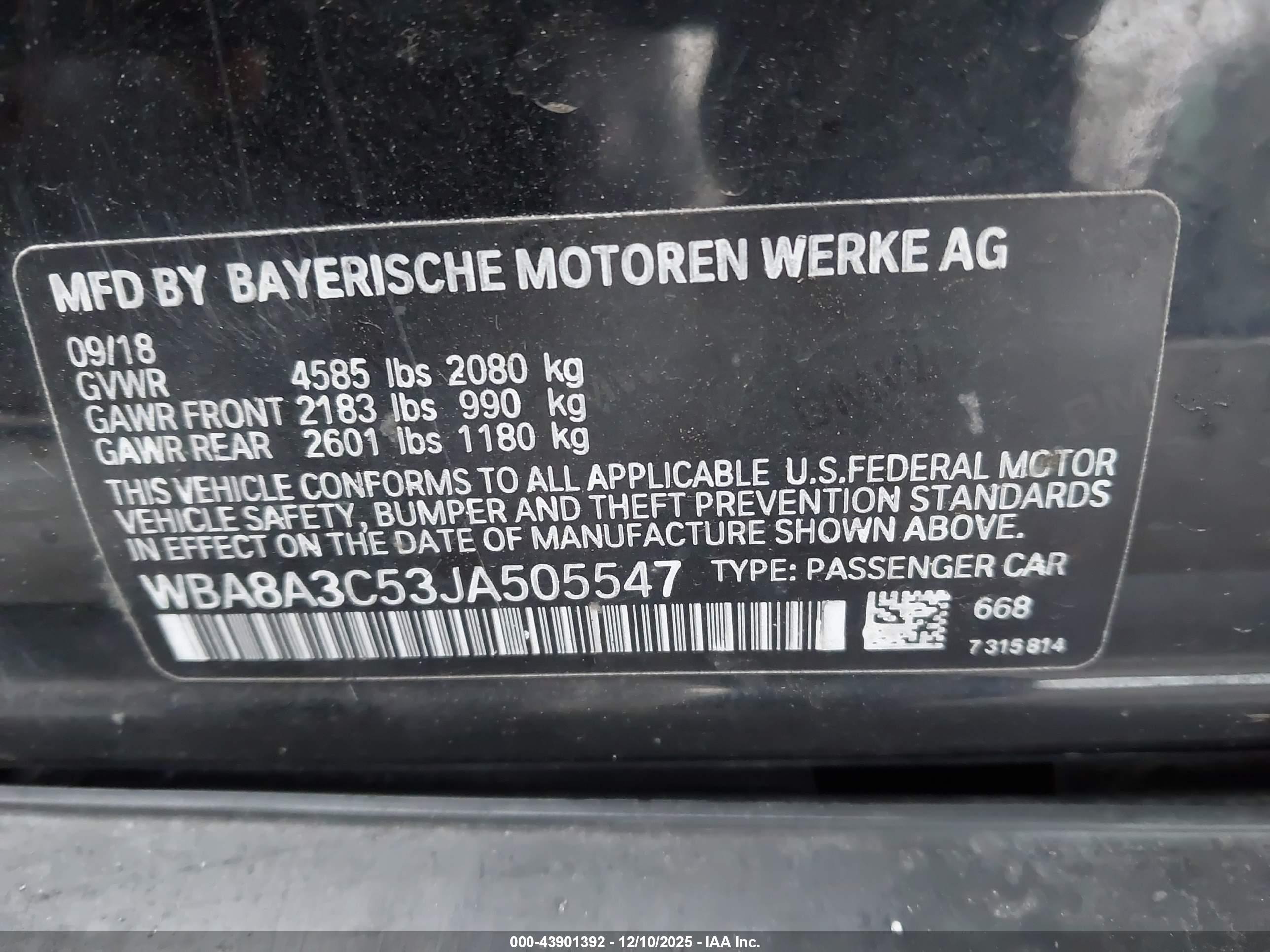 BMW 320I image 9